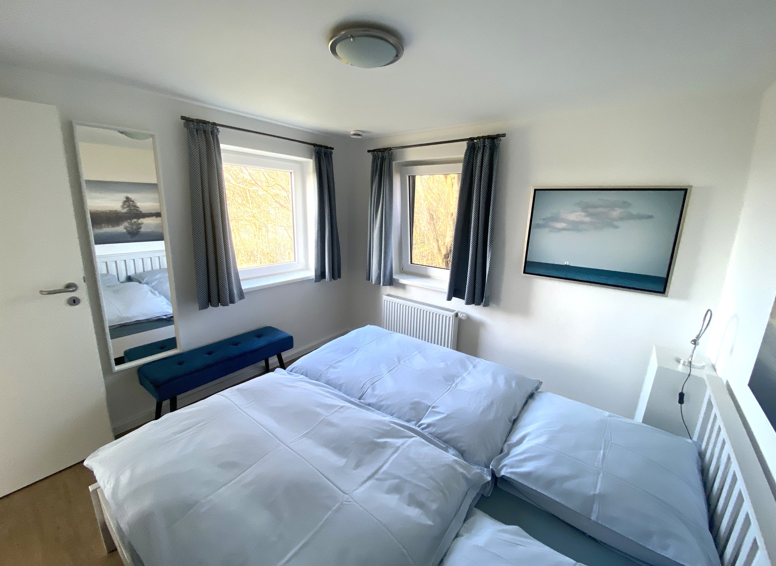 IMG_7234  FeWo Schlafzimmer.JPG