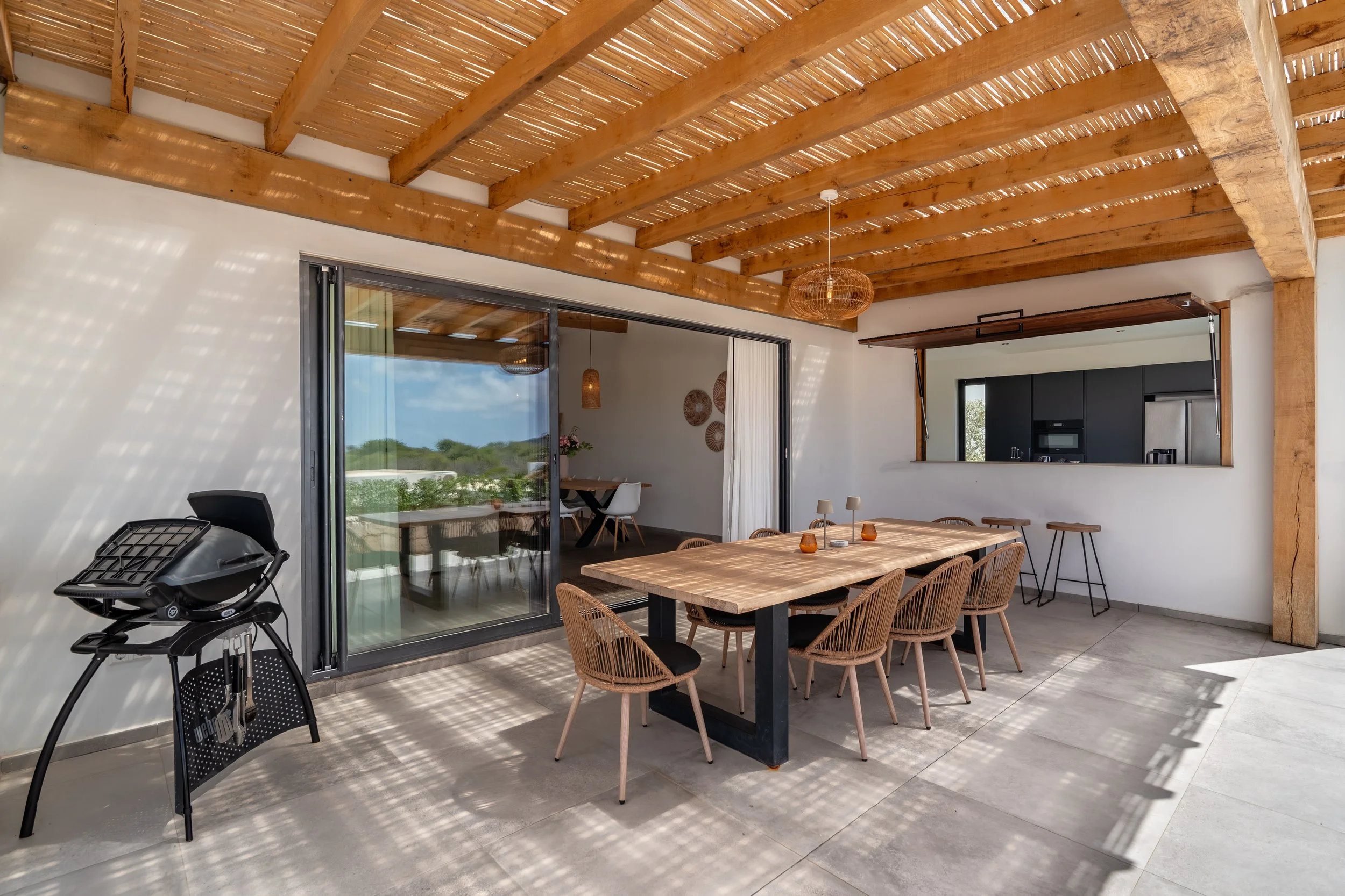 SV_Sotheby's_LXRY Villa 11_Tuin-5.jpg