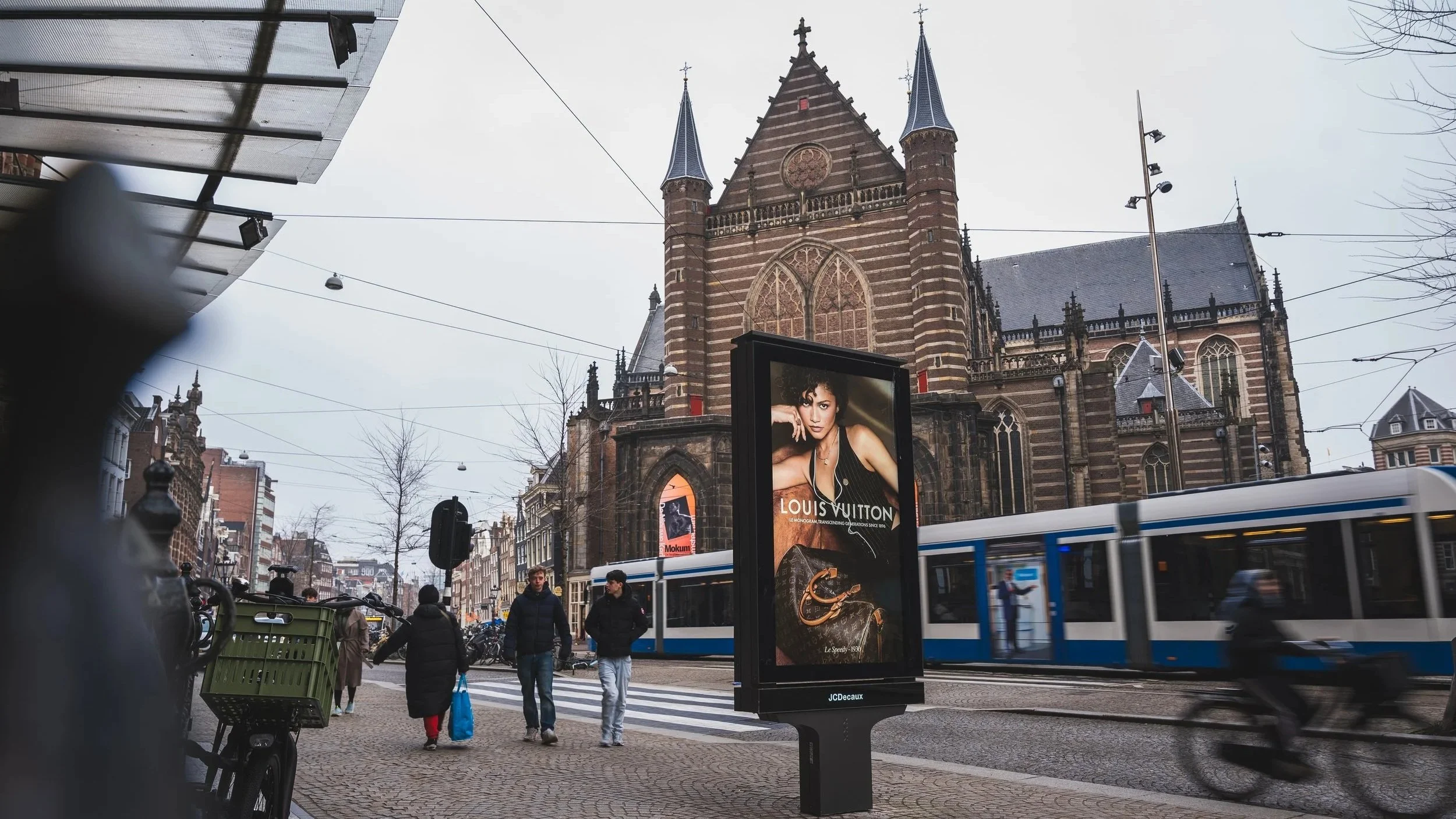 Out of Home Advertising (OOH)