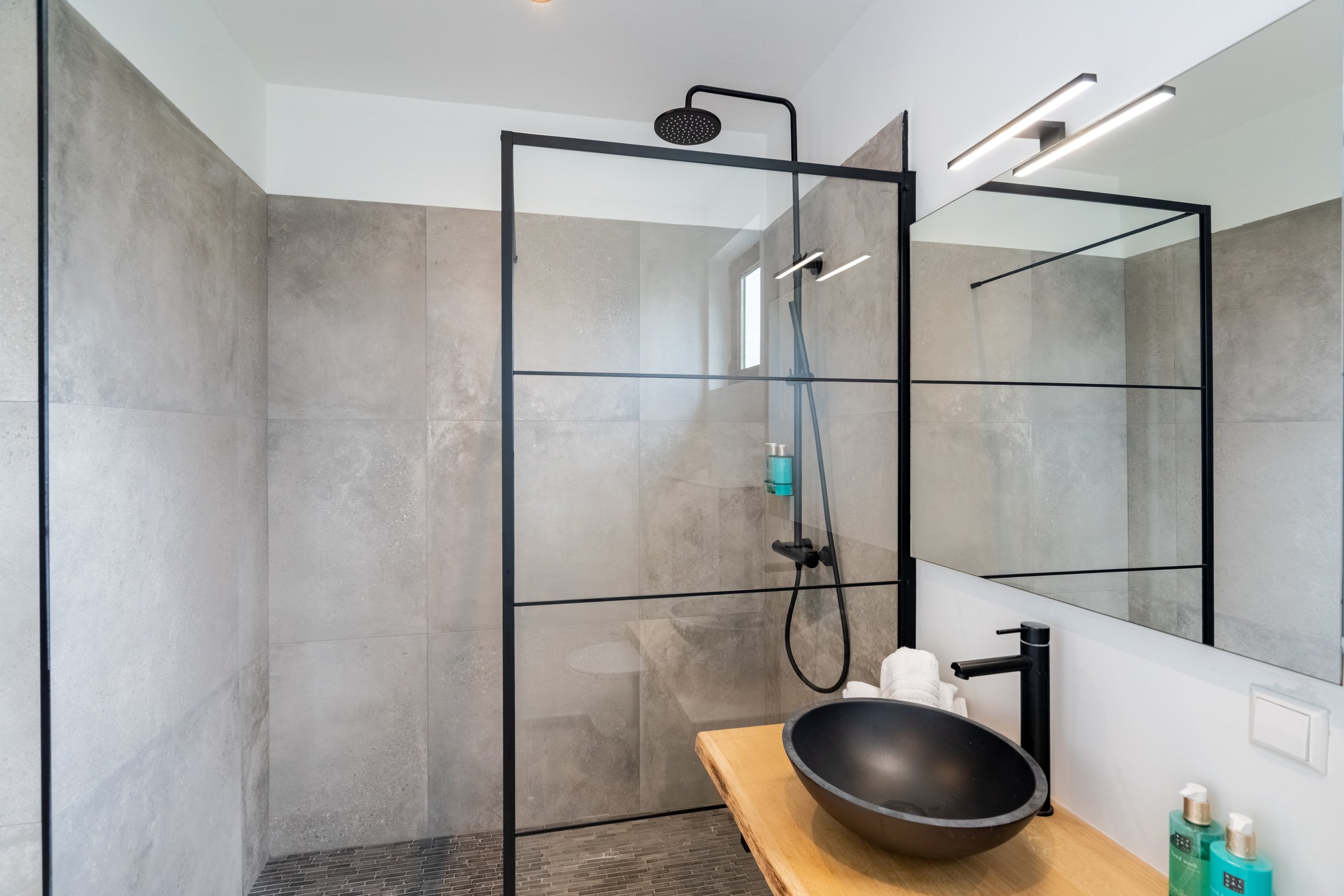 SV_Sotheby's_LXRY Villa 11_Slaapkamer 2-5.jpg