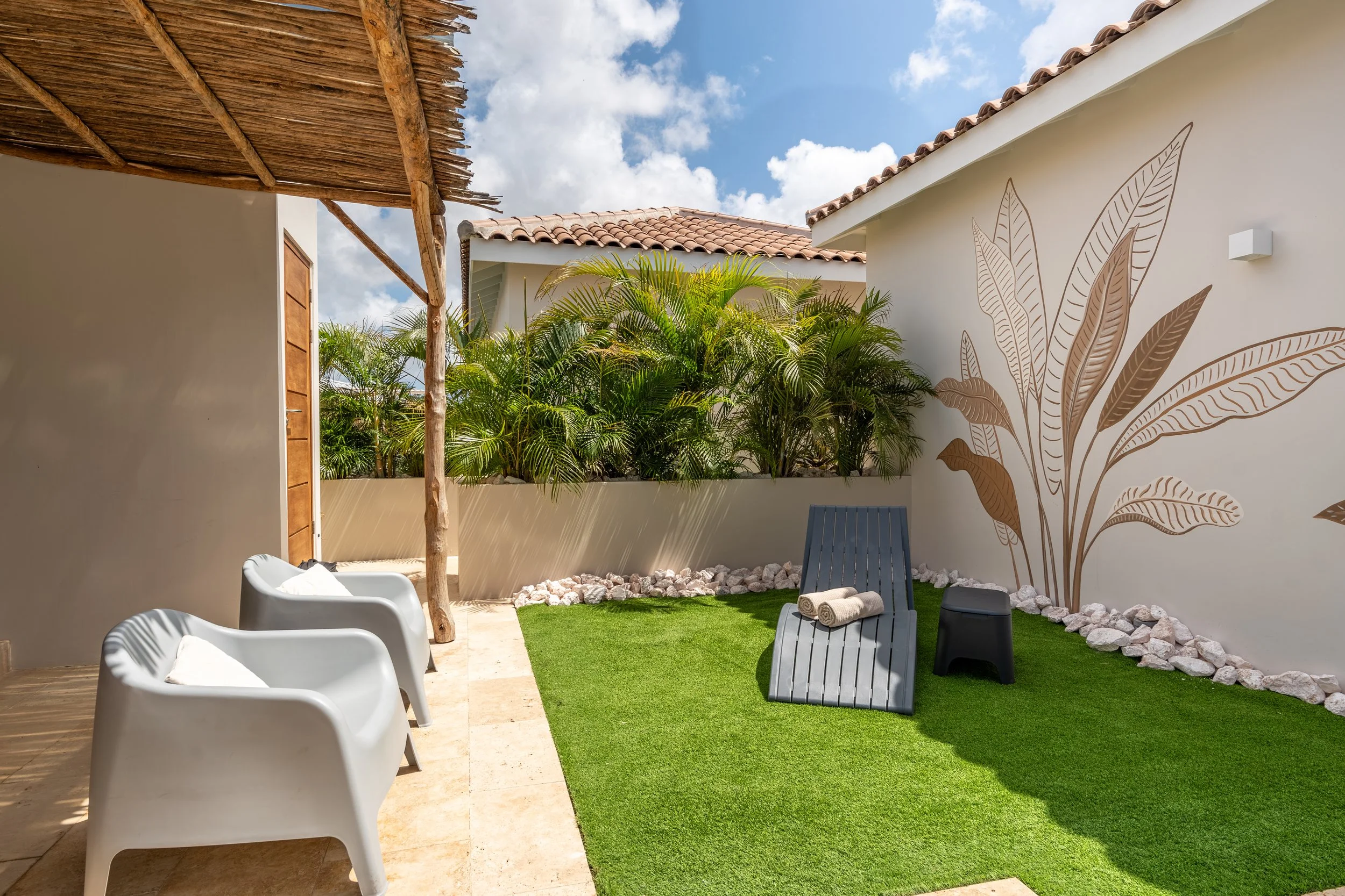 SV_Emma Luxury Suites_Suite 4-20.jpg