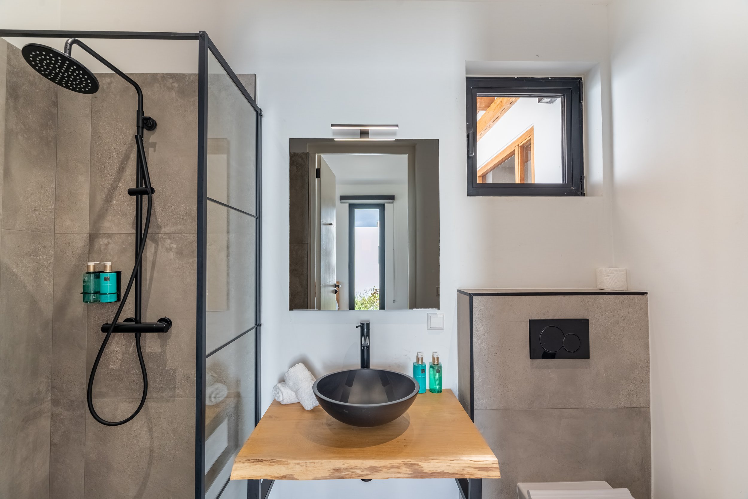 SV_Sotheby's_LXRY Villa 11_Slaapkamer 3-4.jpg