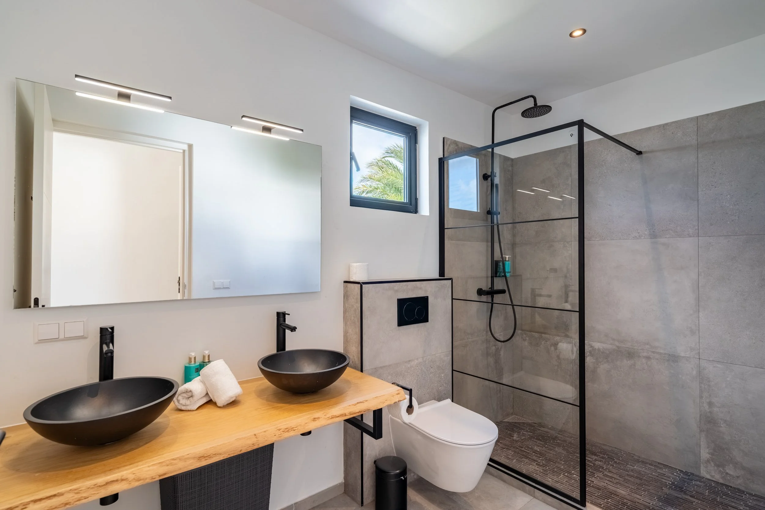 SV_Sotheby's_LXRY Villa 11_Slaapkamer 4-6.jpg