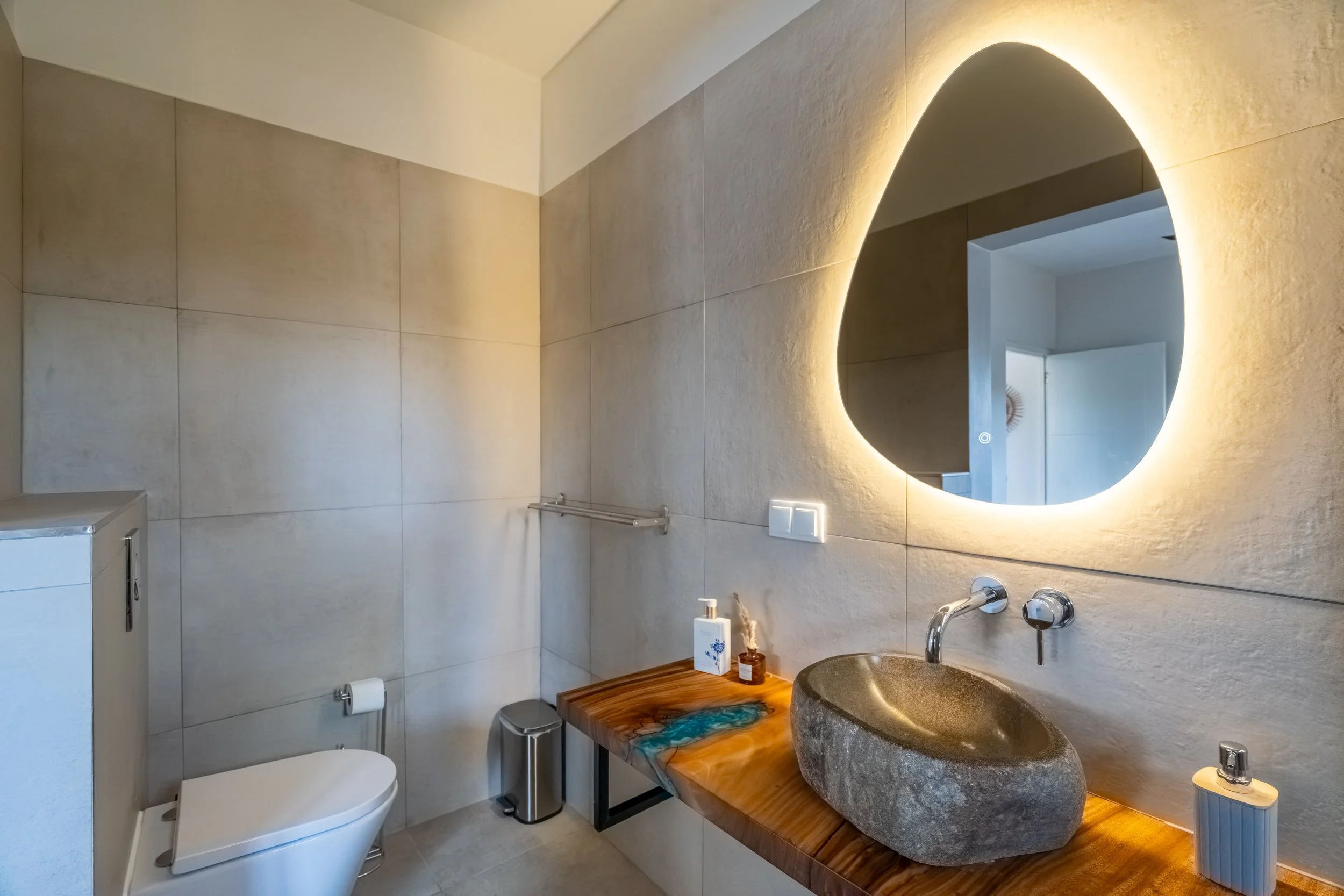 SV_Emma Luxury Suites_Suite 2-16.jpg