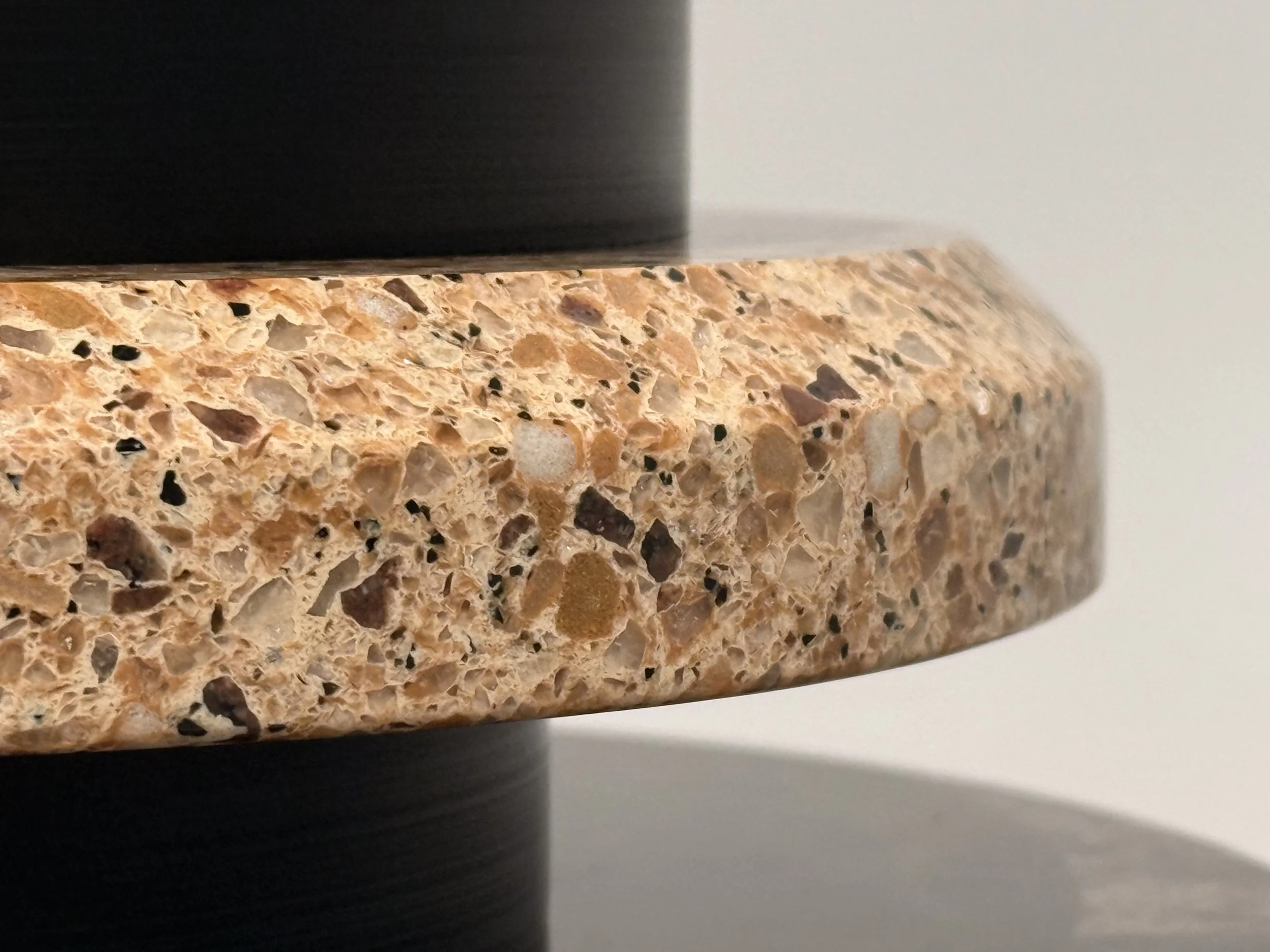1/2 Bevel A more noticeable angled cut that gives the countertop a bold, defined edge with a classic feel.