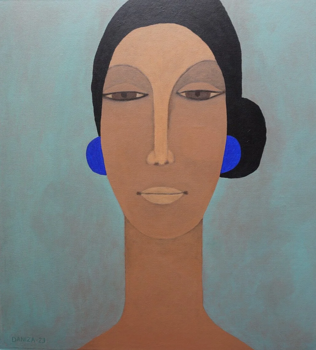 Retrato femenino, Mujer de Mirada Pensativa, acrílico sobre lienzo,  Daniza, 2023, arte contemporáneo figurativo latinoamericano.