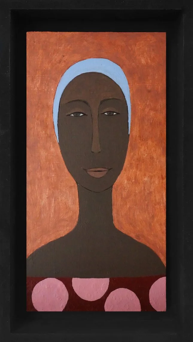 Retrato femenino, Rosa, acrílico sobre lienzo,  Daniza, 2025, arte contemporáneo figurativo latinoamericano.