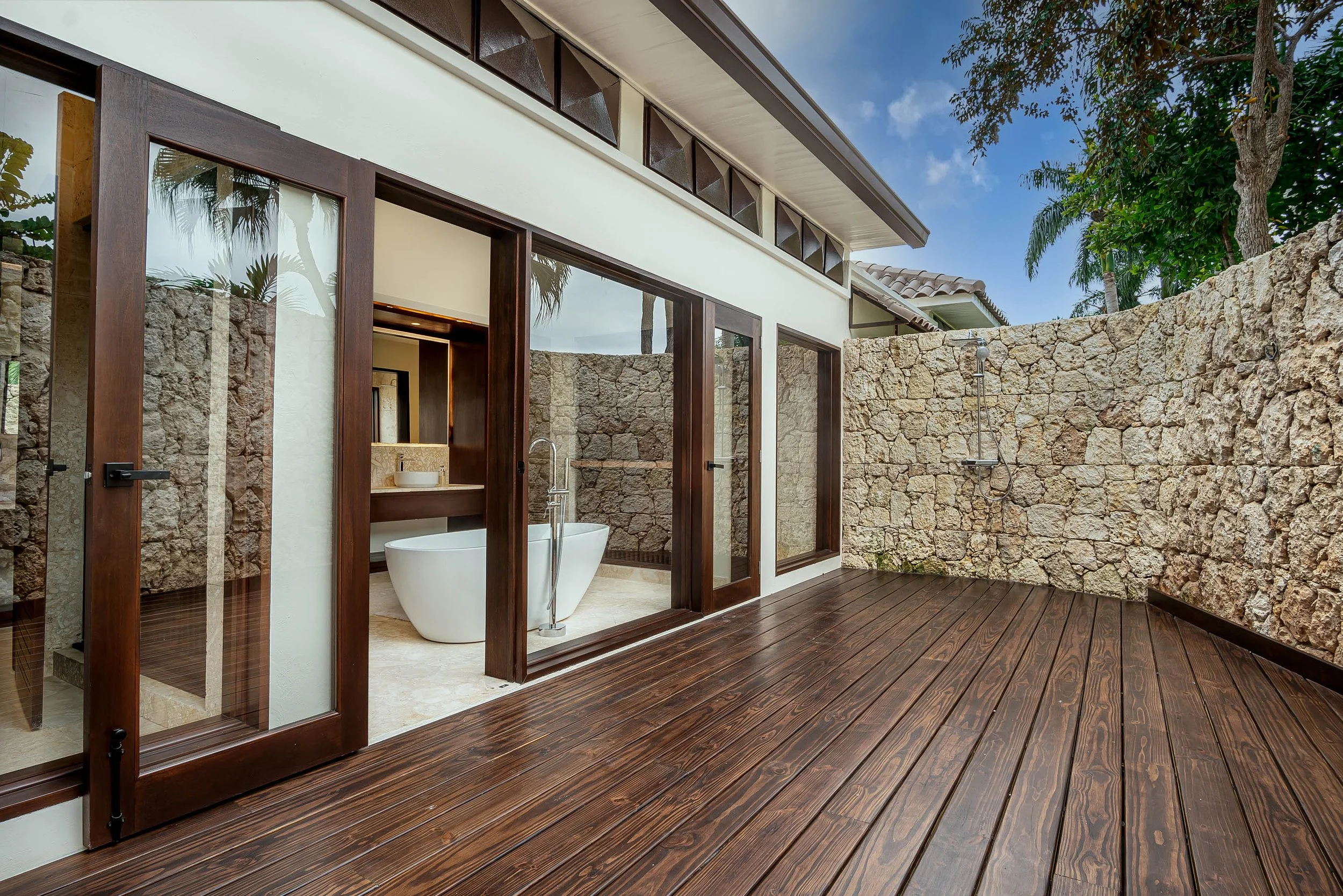 Baño principal 1.jpg