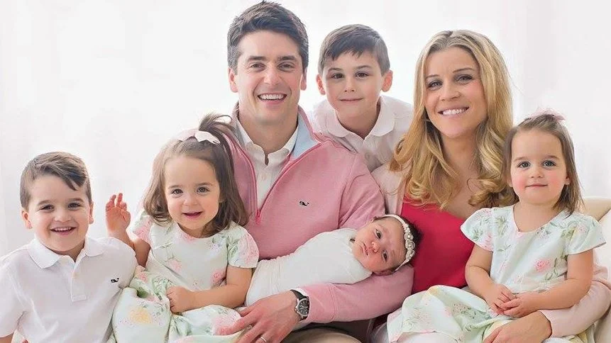 pregnantish Profile: Aprill Fasino Lane, From Infertility to Mom of 5