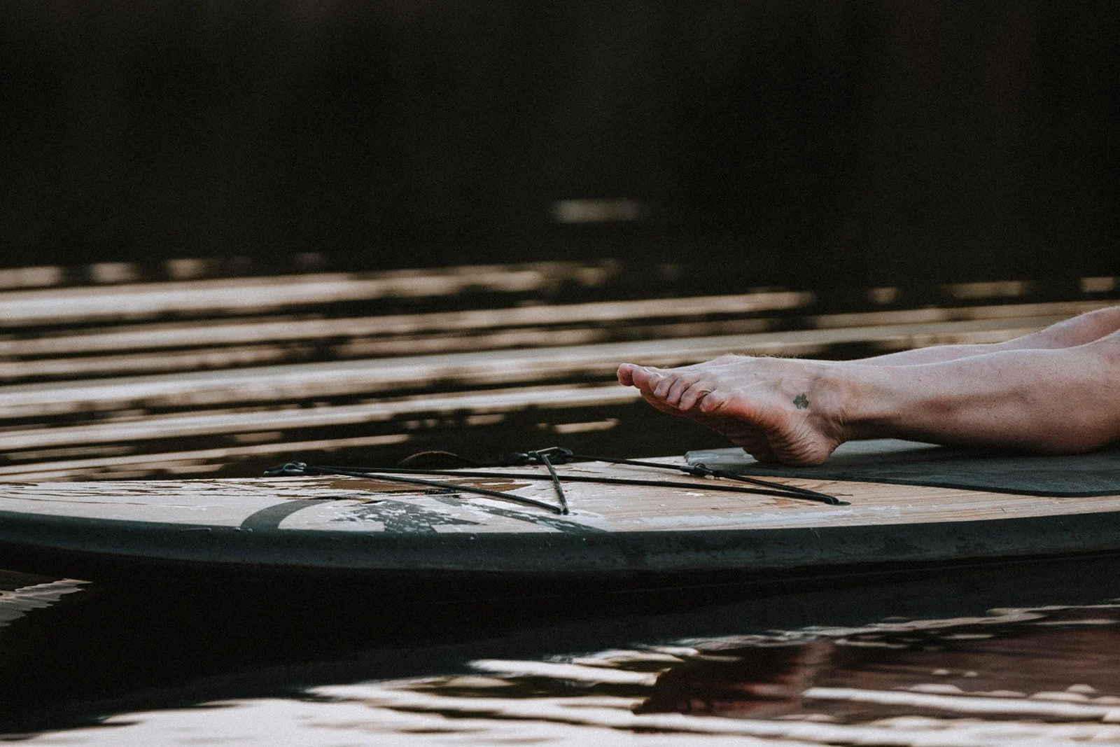 Séance de sup yoga avec Jessica Laliberté au Lao Cabines