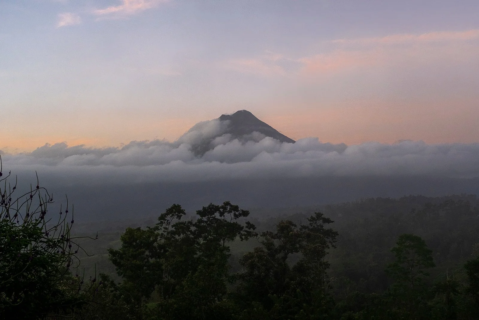 Volcan Arenal_1_websize.jpg