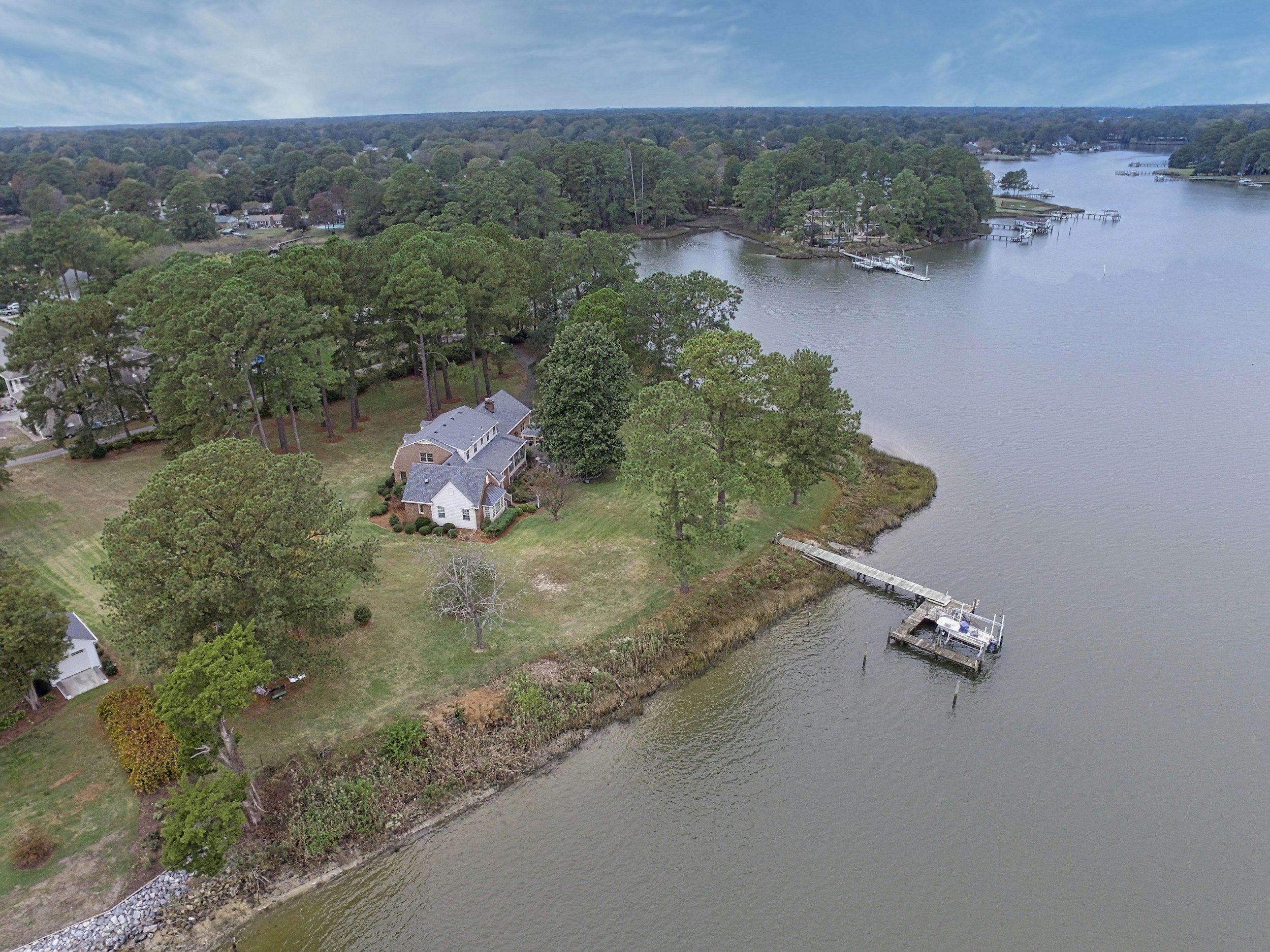 Living in Chesapeake VA (2026): Neighborhoods, Commutes, Flooding, and What Buyers Should Know