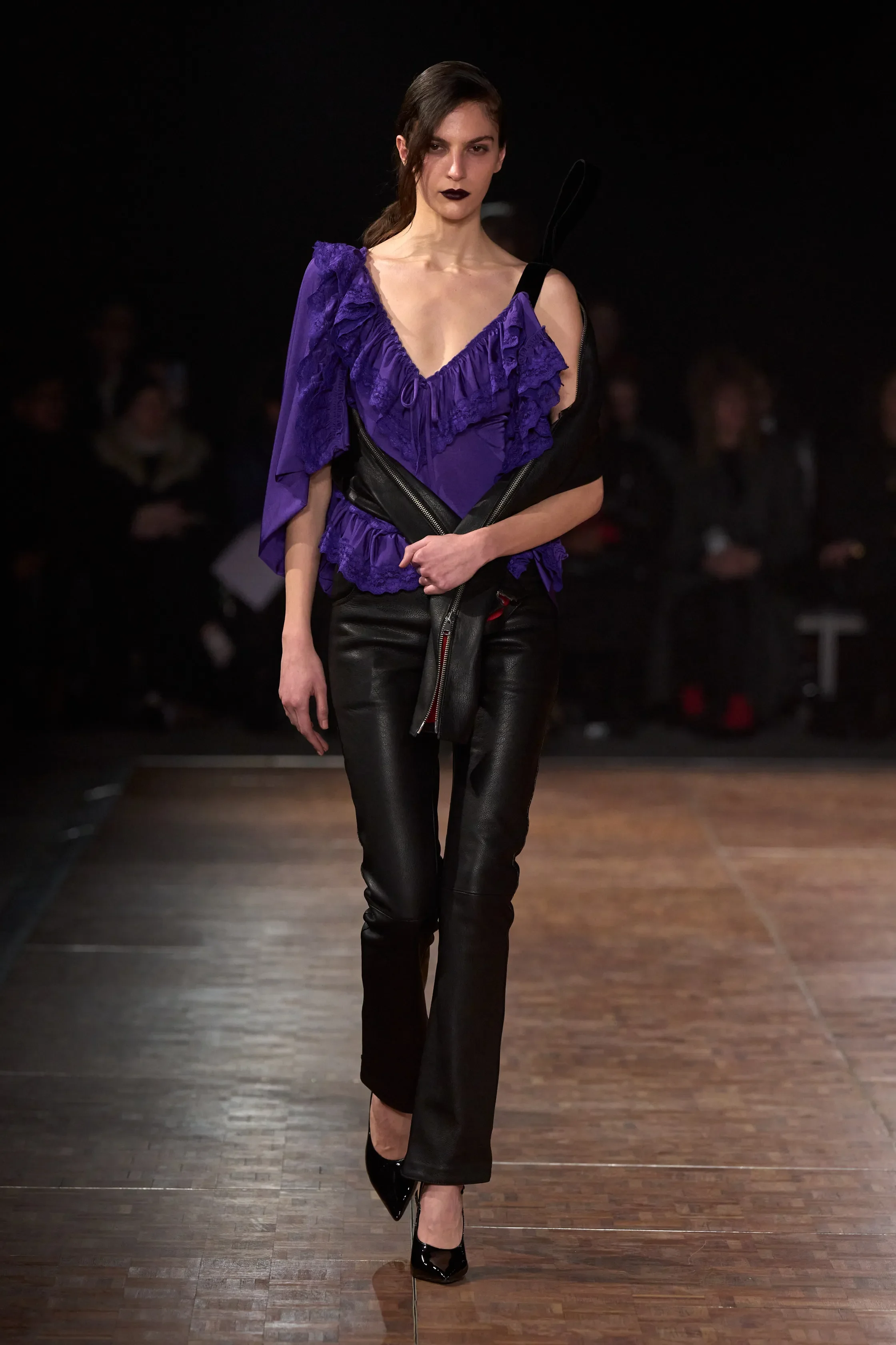 00022-area-fall-2026-ready-to-wear-credit-gorunway-1.webp