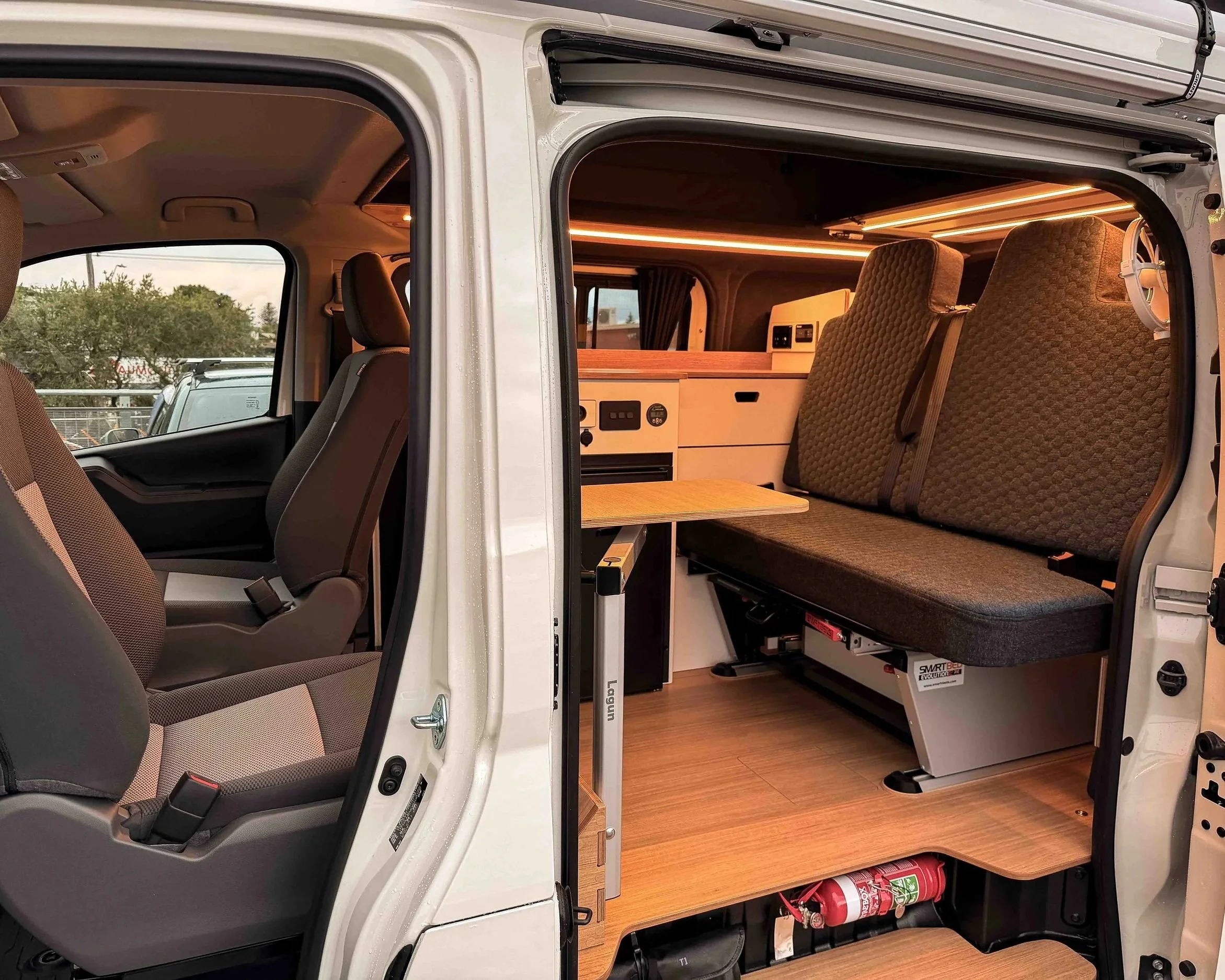 NOMAD_ROVER4_SEATSS.jpg