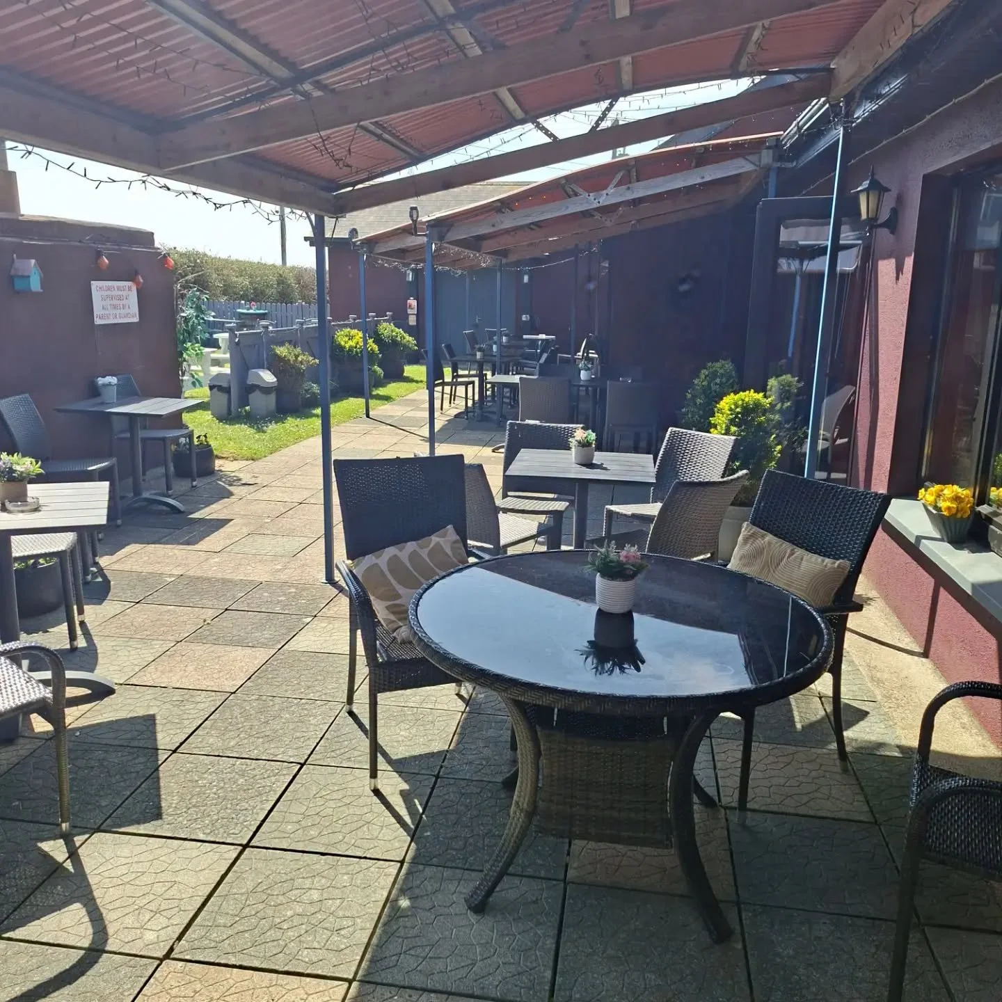 Outdoor Seating 