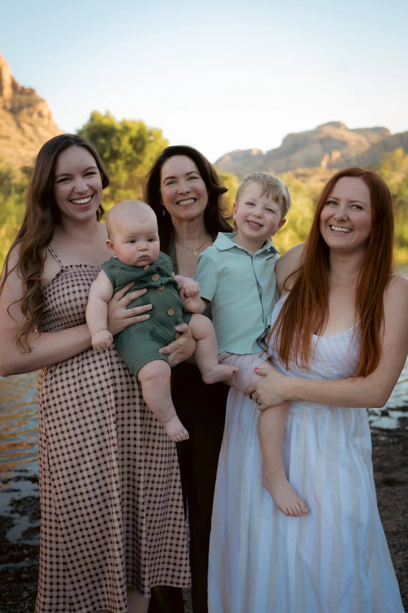 Bently--ExtendedFamily-6.jpg