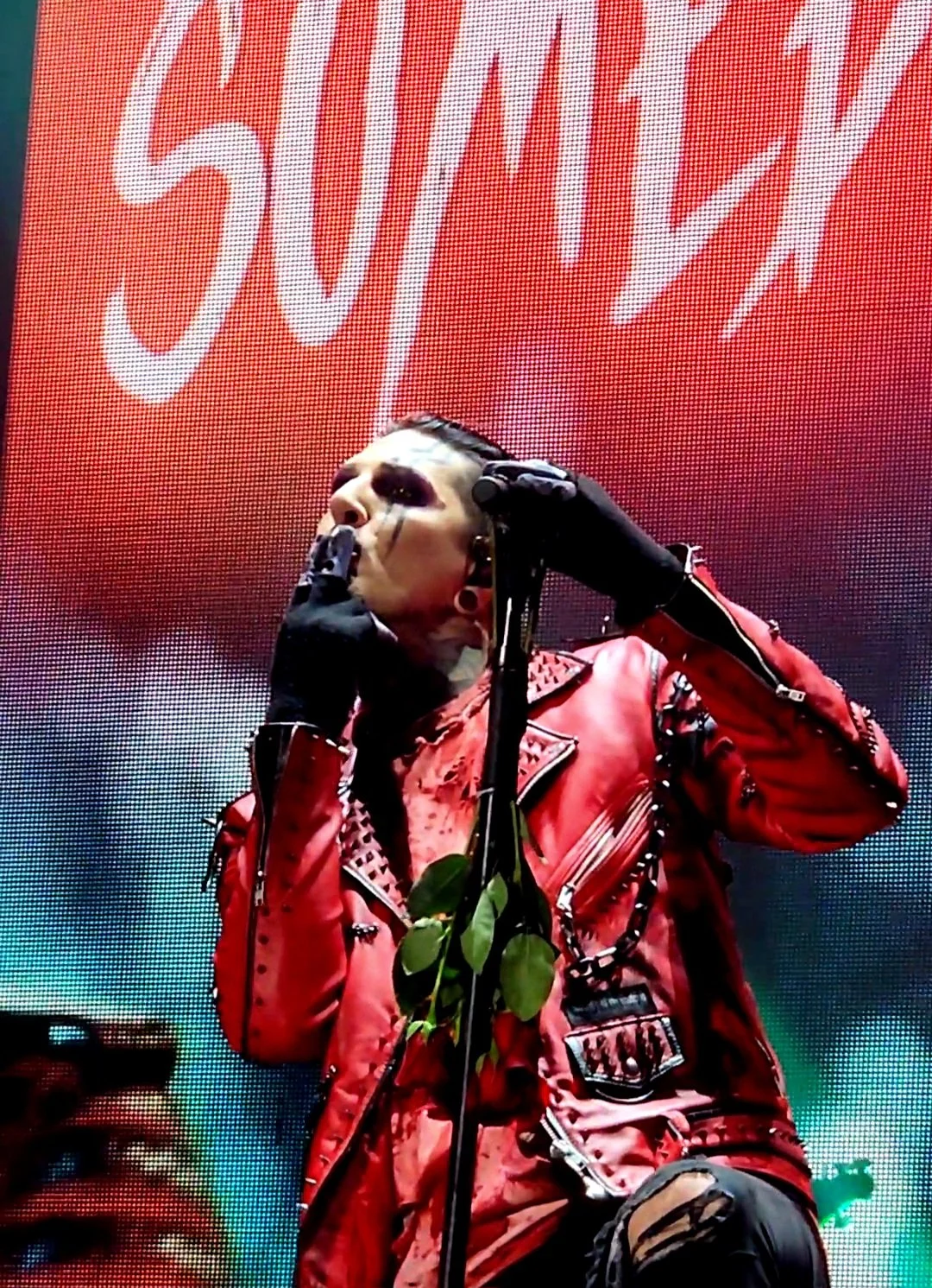 Chris Motionless
Motionless In White