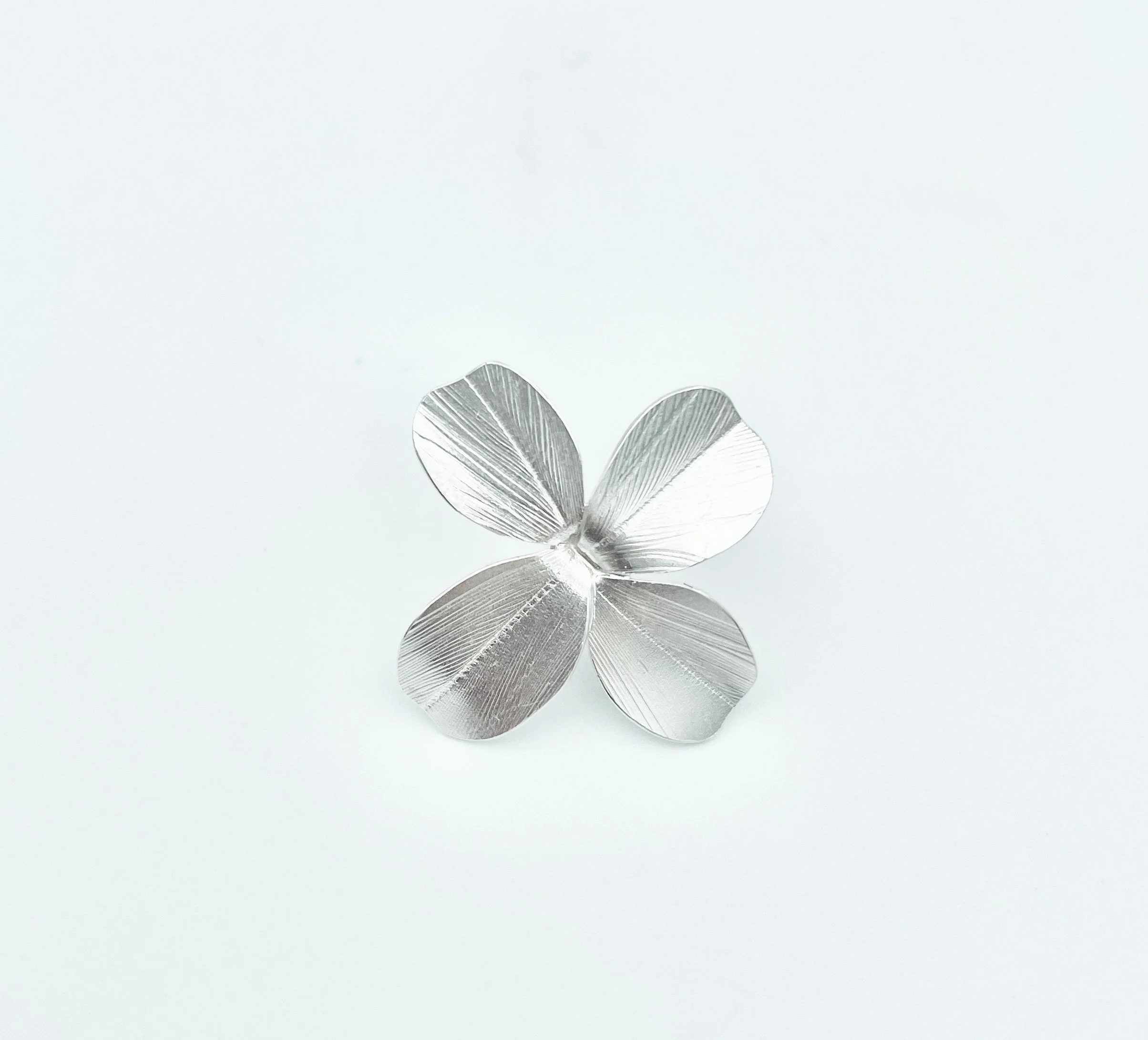 Clover Pin