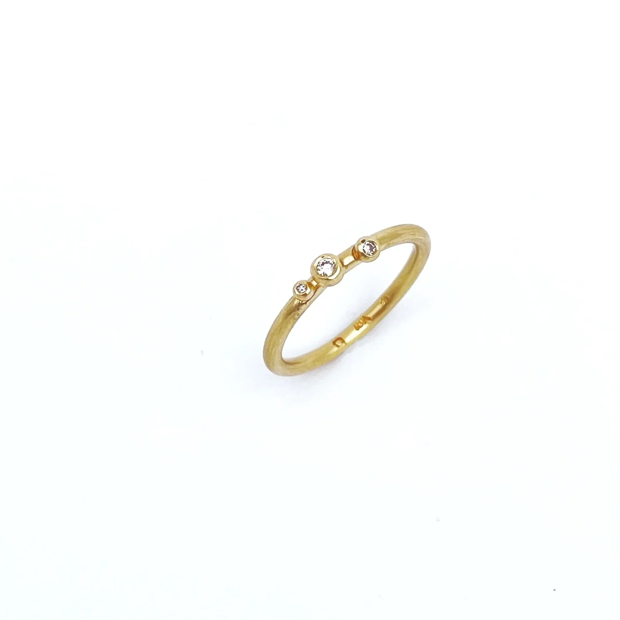 Meraki18K3Diamonds_upright.jpg