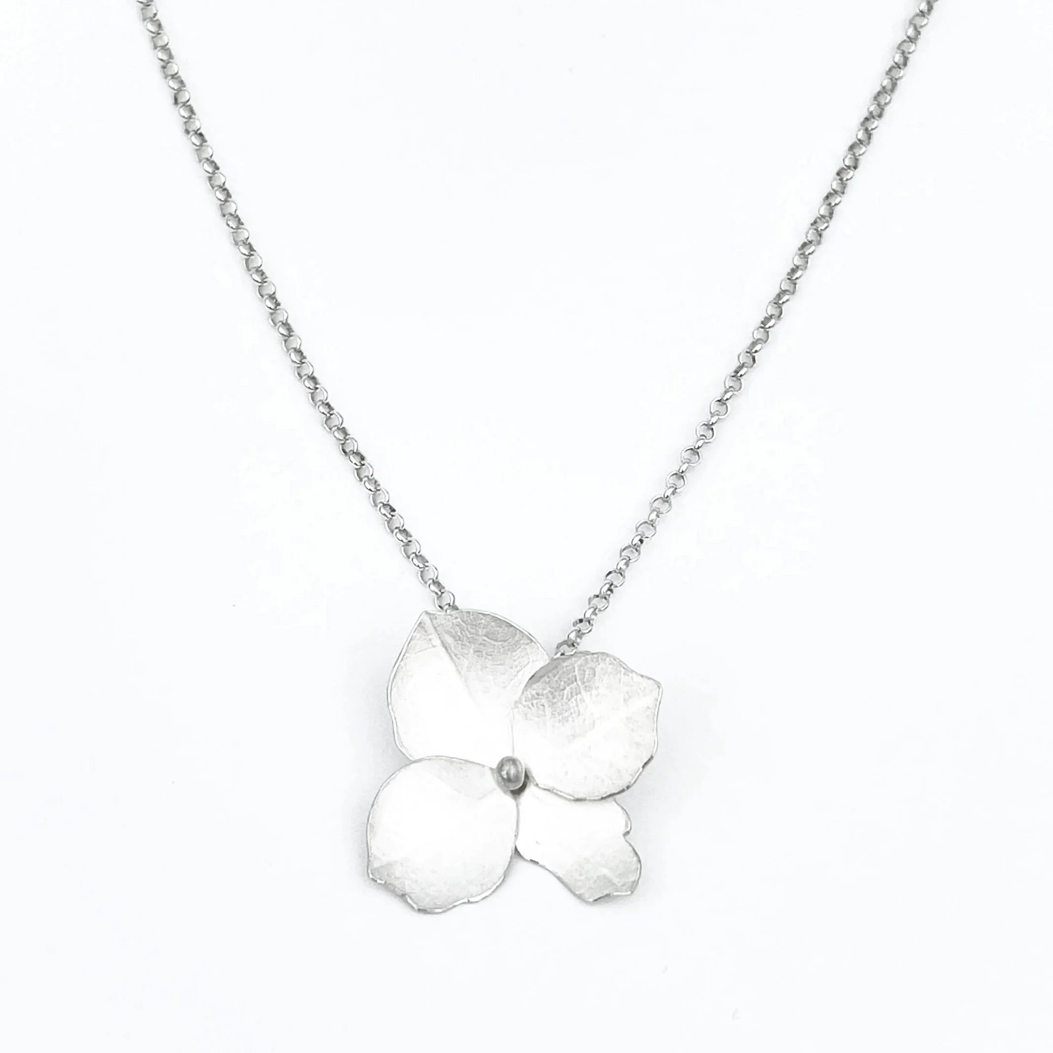 Hydrangea_PendantWhite.jpg