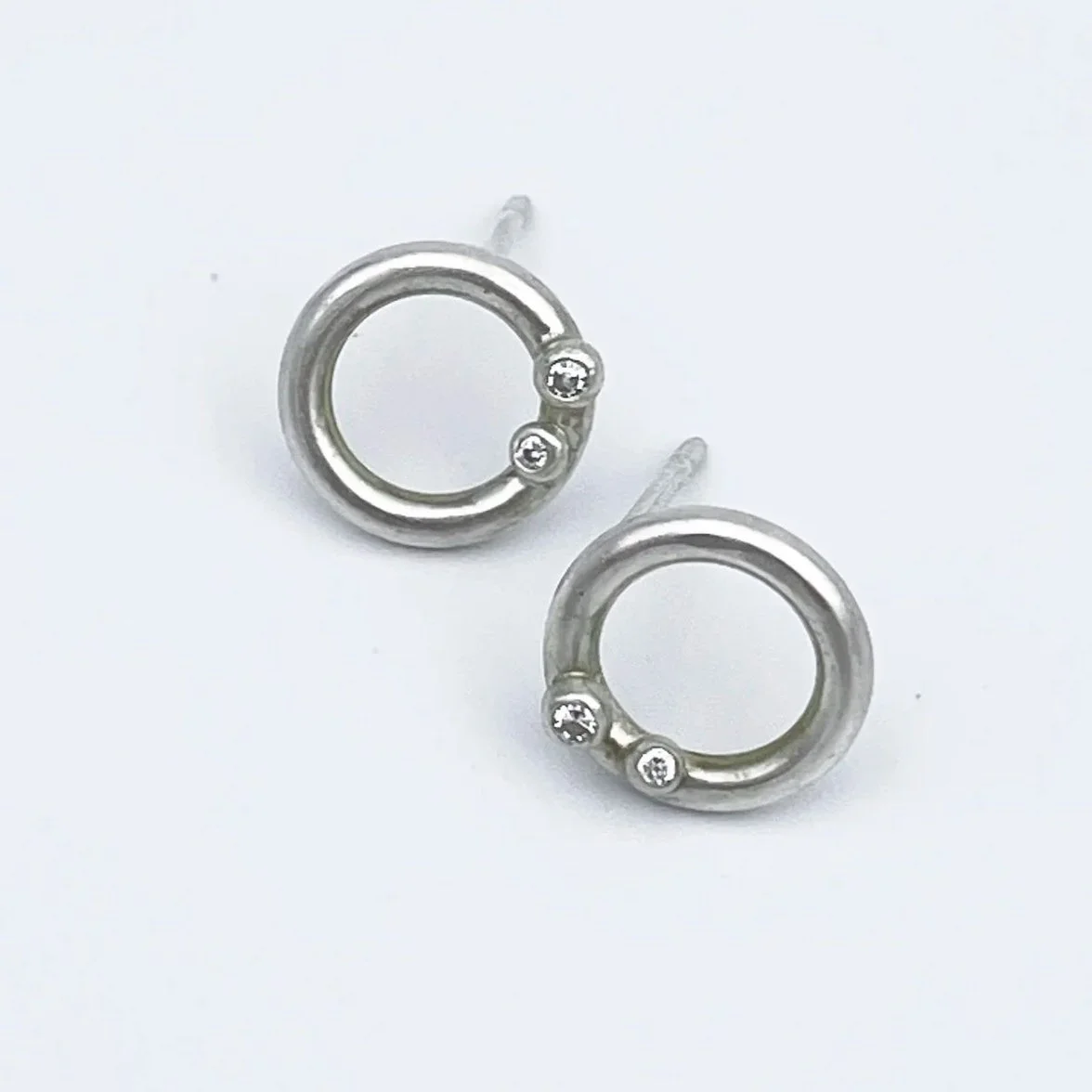 MerakiSSroundEarrings.jpg