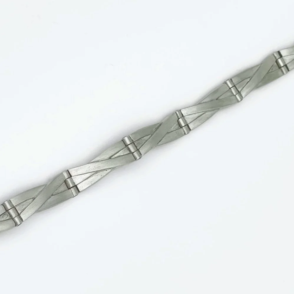 Threeband10PBracelet_topview.jpg
