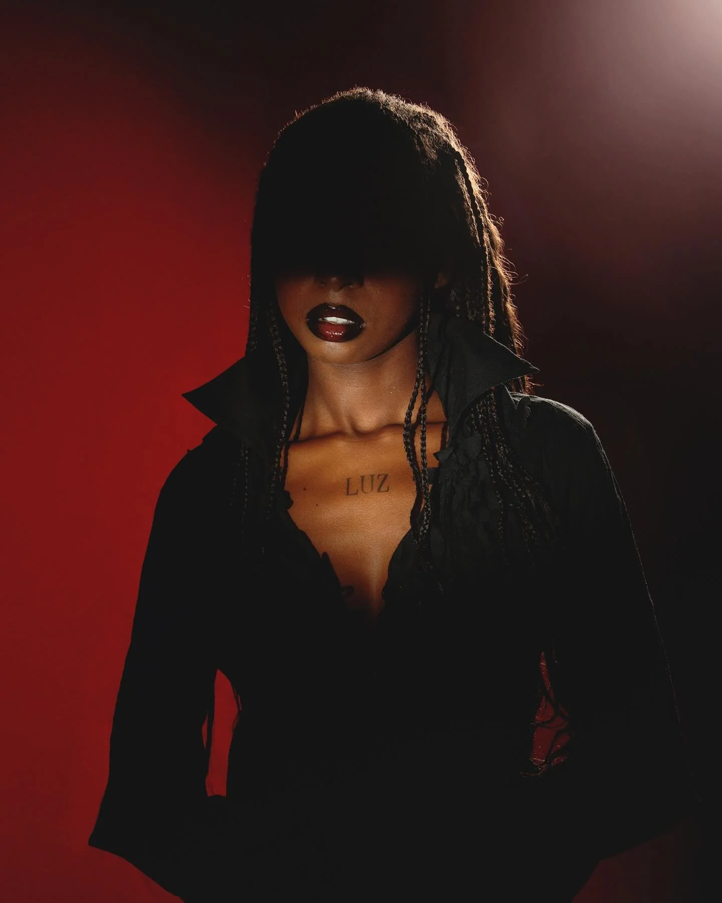 RAVEN ROUGE out now on @vanguardmagok #32 Vol.13

Photography @vitbozpx 
Styling Tommaso Concina
Makeup&amp;hair @cralismakeup 
Ph assistant @jedi_master_sommi 
Models @lullit4__ @liviawren @annasaranapoli