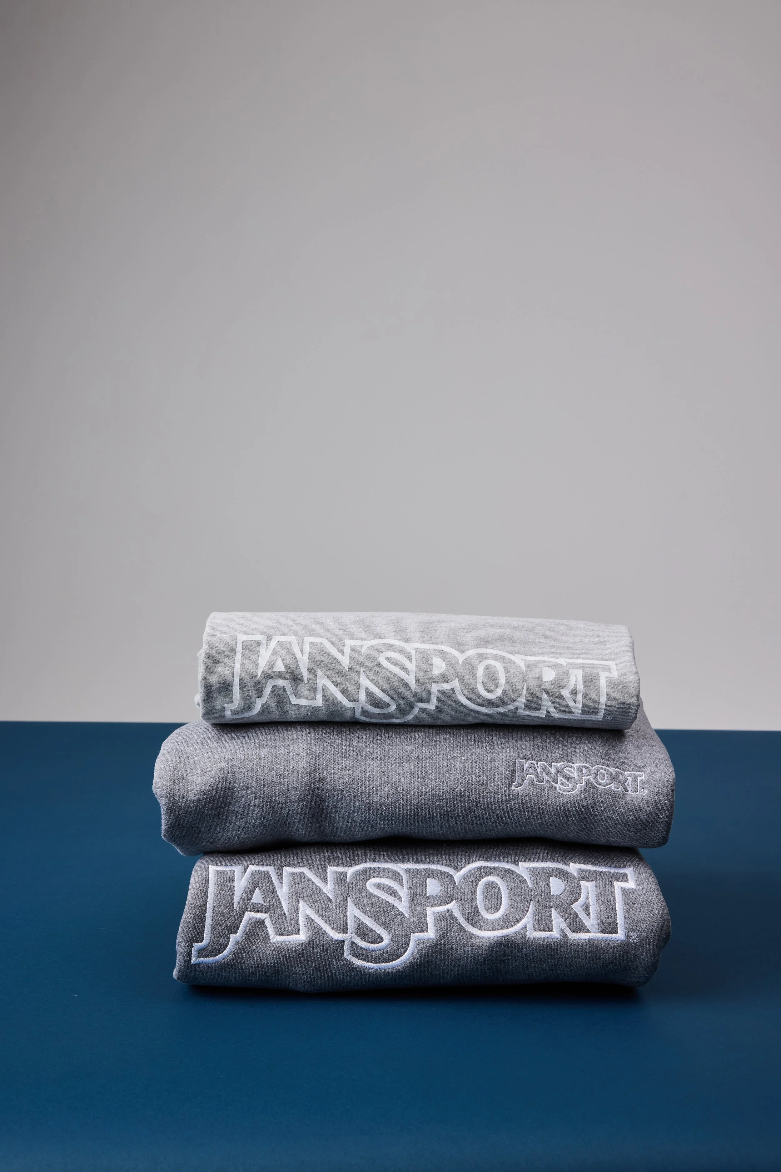 Sp26_Jansport_Apparel_v1_11.jpg