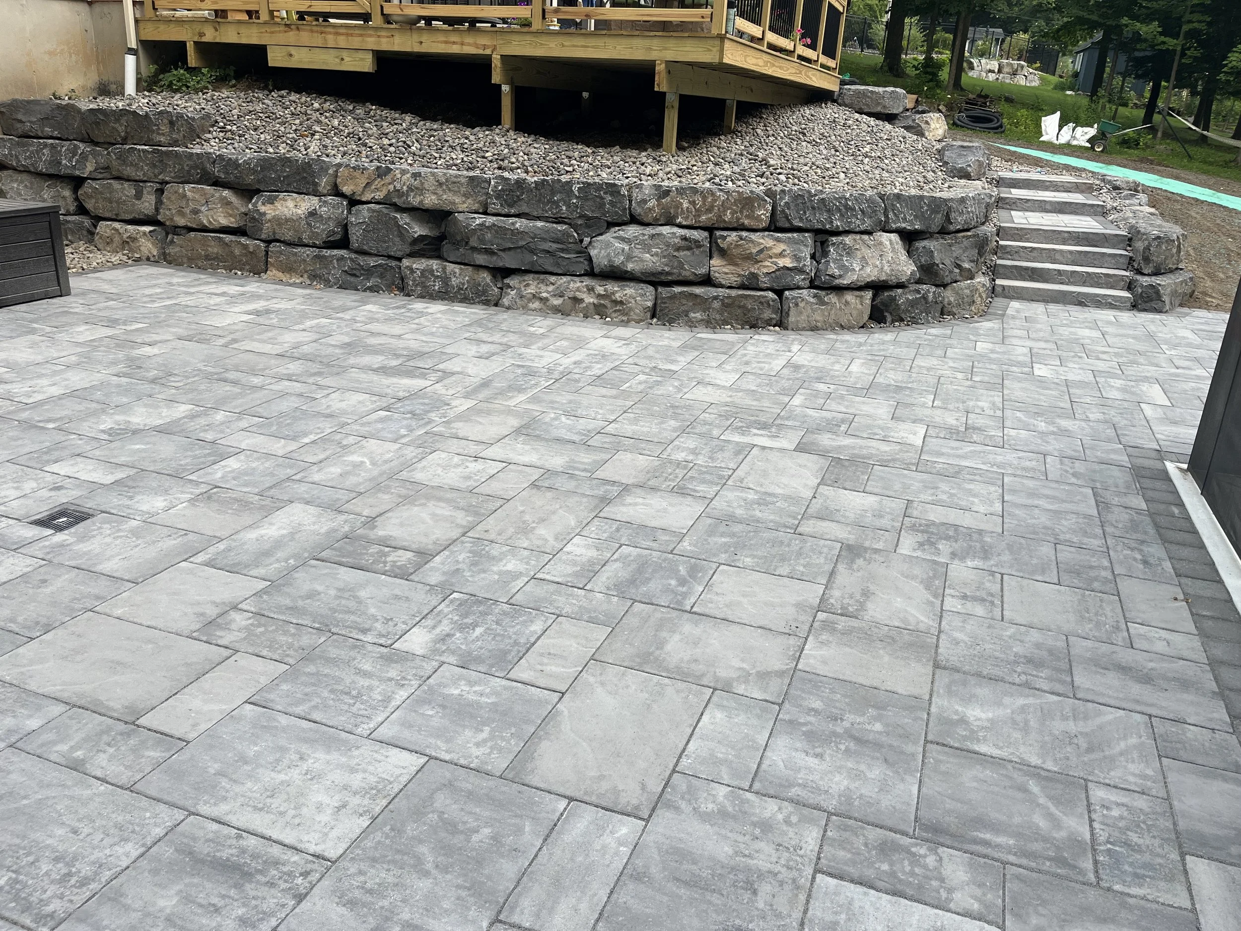 Retaining Wall/Boulder Wall/Patio/Drainage
