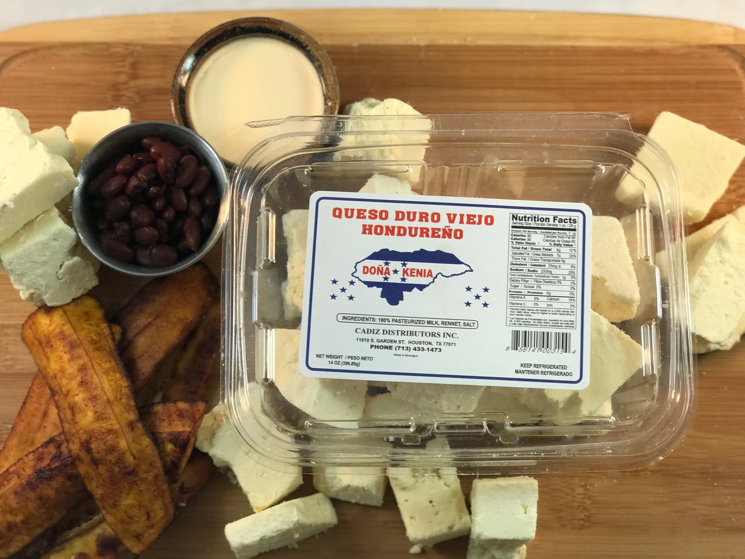 Queso Duro Viejo Hondureño 14oz