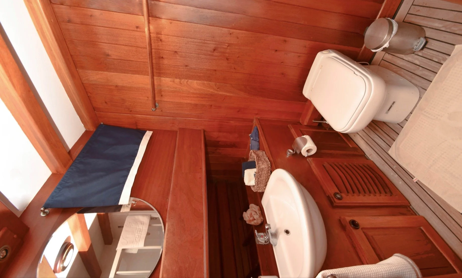 Small bathroom inside a traditional private gulet.