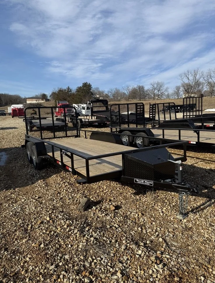 2026 Round House Industries 83x18 Tandem Axle Utility side.jpeg