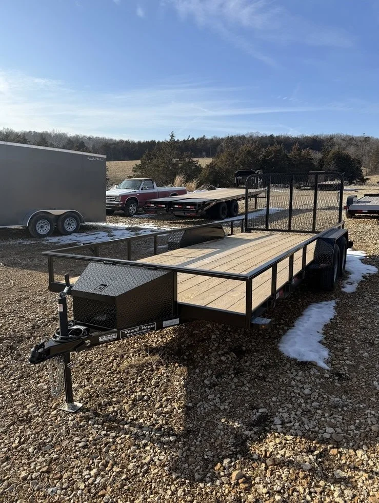 2026 Round House Industries 83x18 Tandem Axle Utility