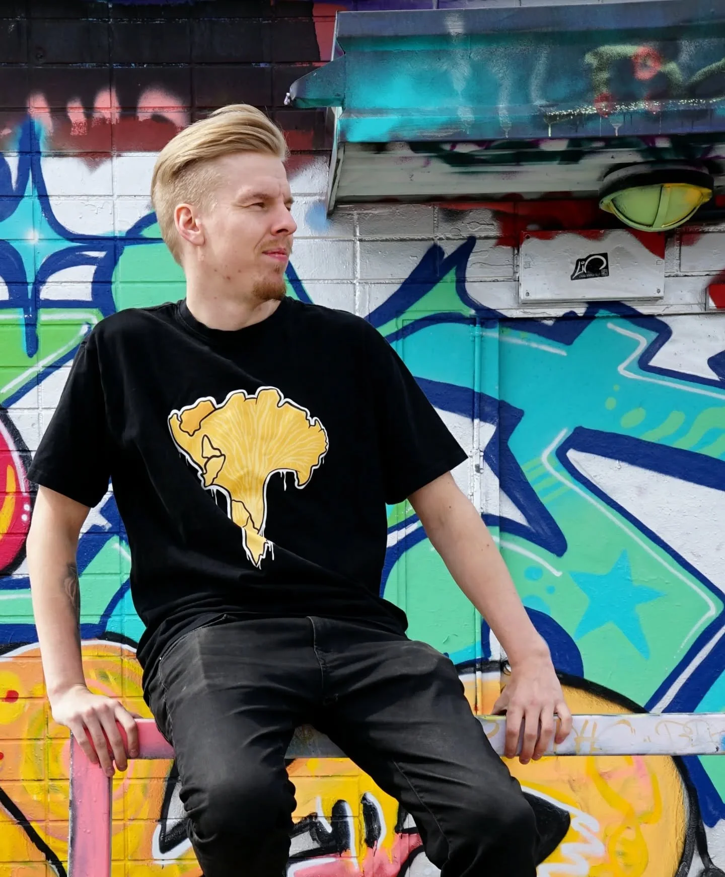 Tiesitk&ouml;, ett&auml; kaikki tuotteemme ovat limited edition -tuotteita? Kun jokin tuotteestamme loppuu, sit&auml; ei tule en&auml;&auml; uudestaan myyntiin! K&auml;y hankkimassa suosikkisi ennen kuin ne loppuvat kokonaan!🛸