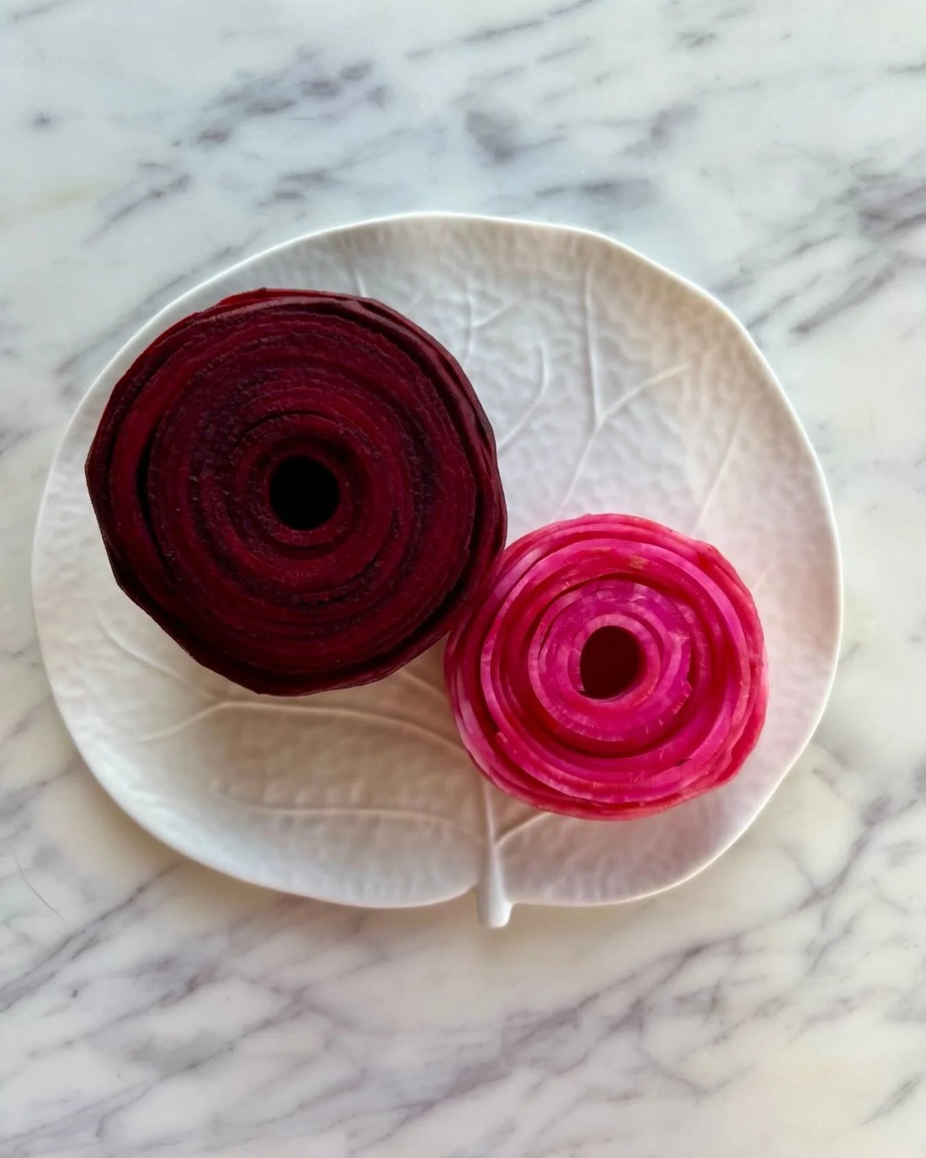 Betteraves tourn&eacute;es&hellip; trop belles. Puis quatre heures confites dans leur jus, et trois ou quatre jours de repos. Un vrai d&eacute;lice.