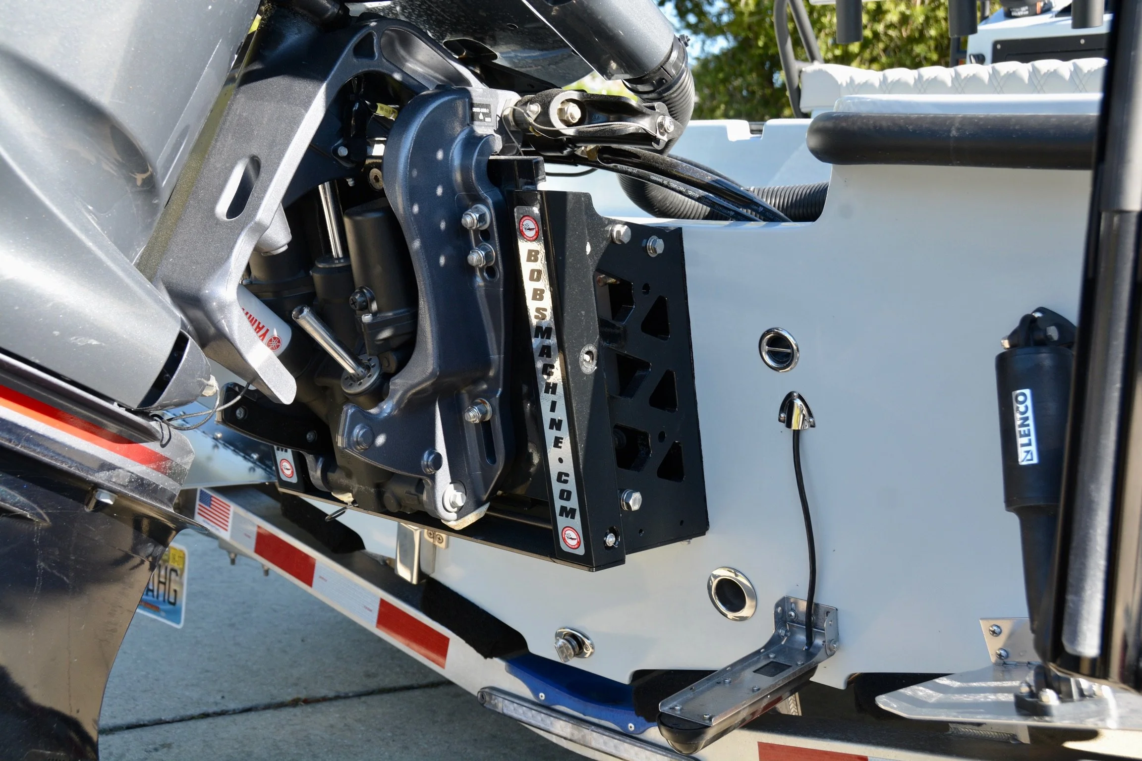 Bobs-Machine-Shop-Jackplate-Simrad-3-in-1-Transducer.jpg.jpeg