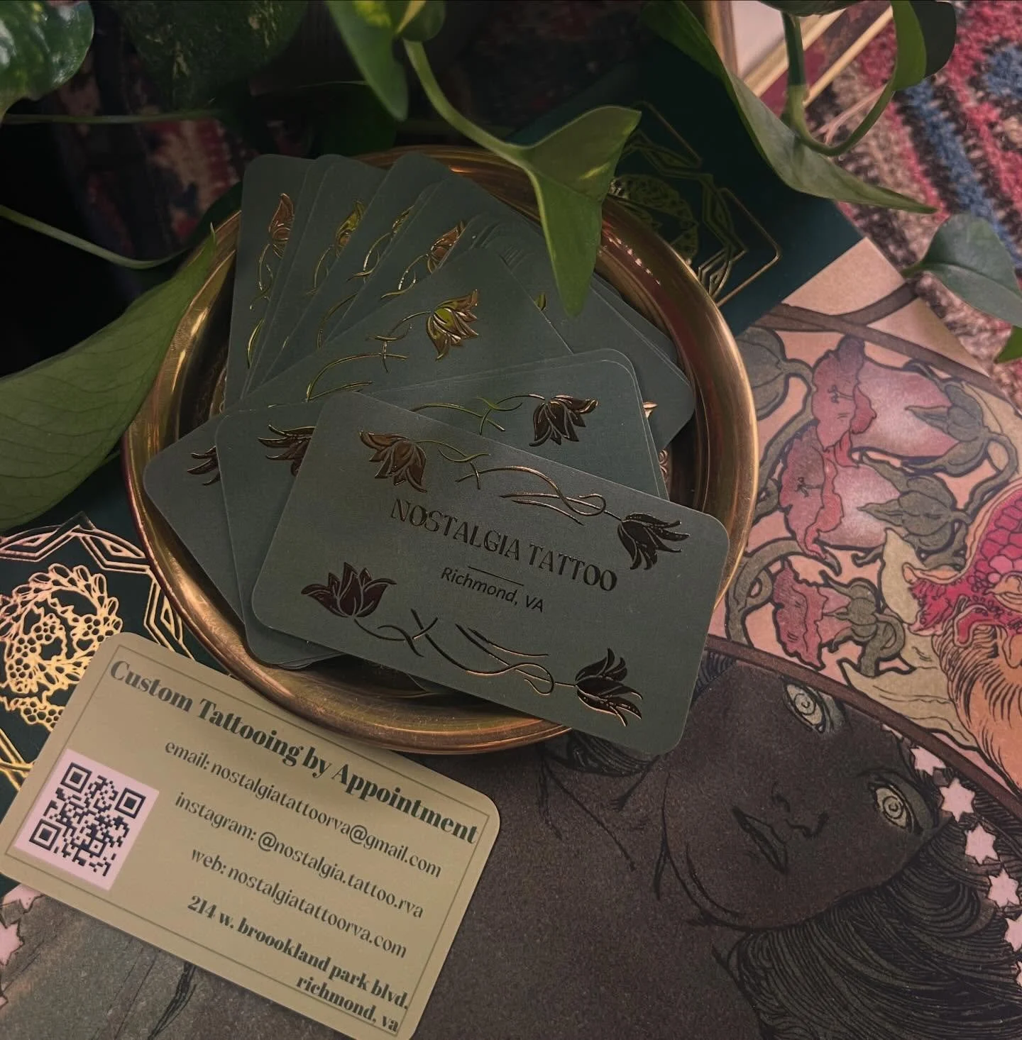 We have business cards! This may seem like a small feat but after so many challenges finding a permanent home for @nostalgia.tattoo.rva - it feels SO good to have printed materials and a website! 

Look for some updates this month regarding new artis