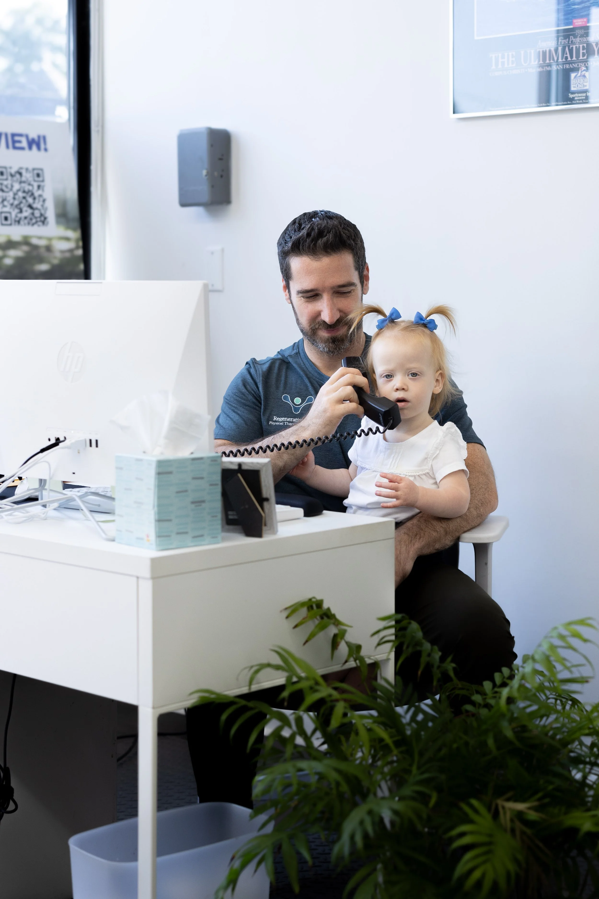 We have a friendly administrative team that welcomes you to our clinic with empathy and understanding.