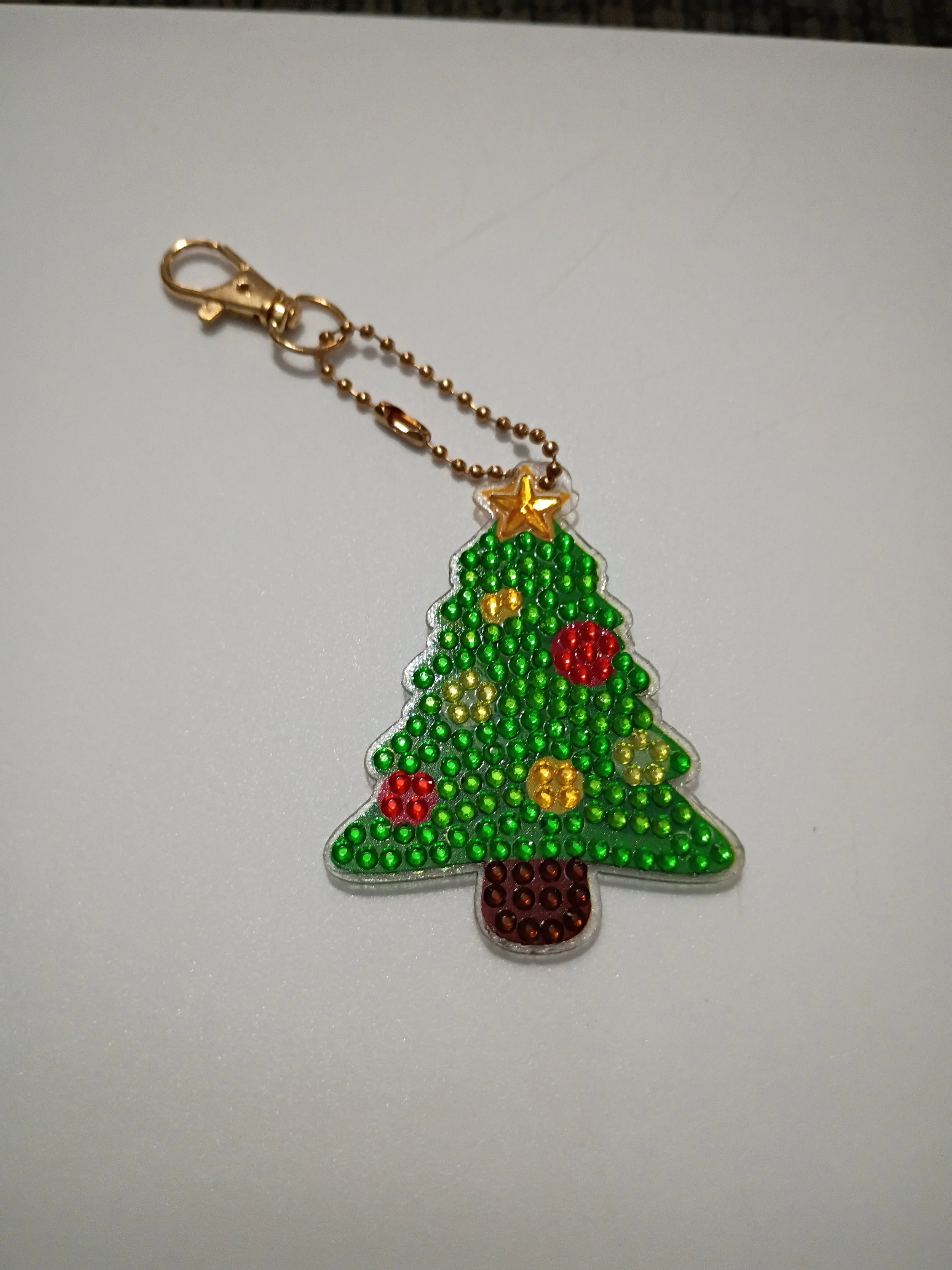green pokadot Christmas tree key chain