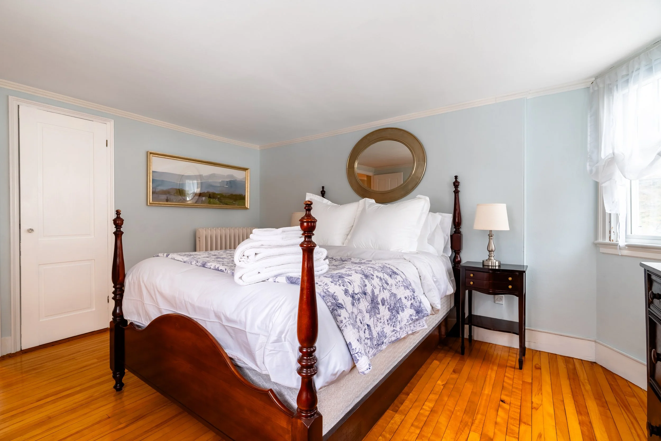 Three Sisters House-5.jpg