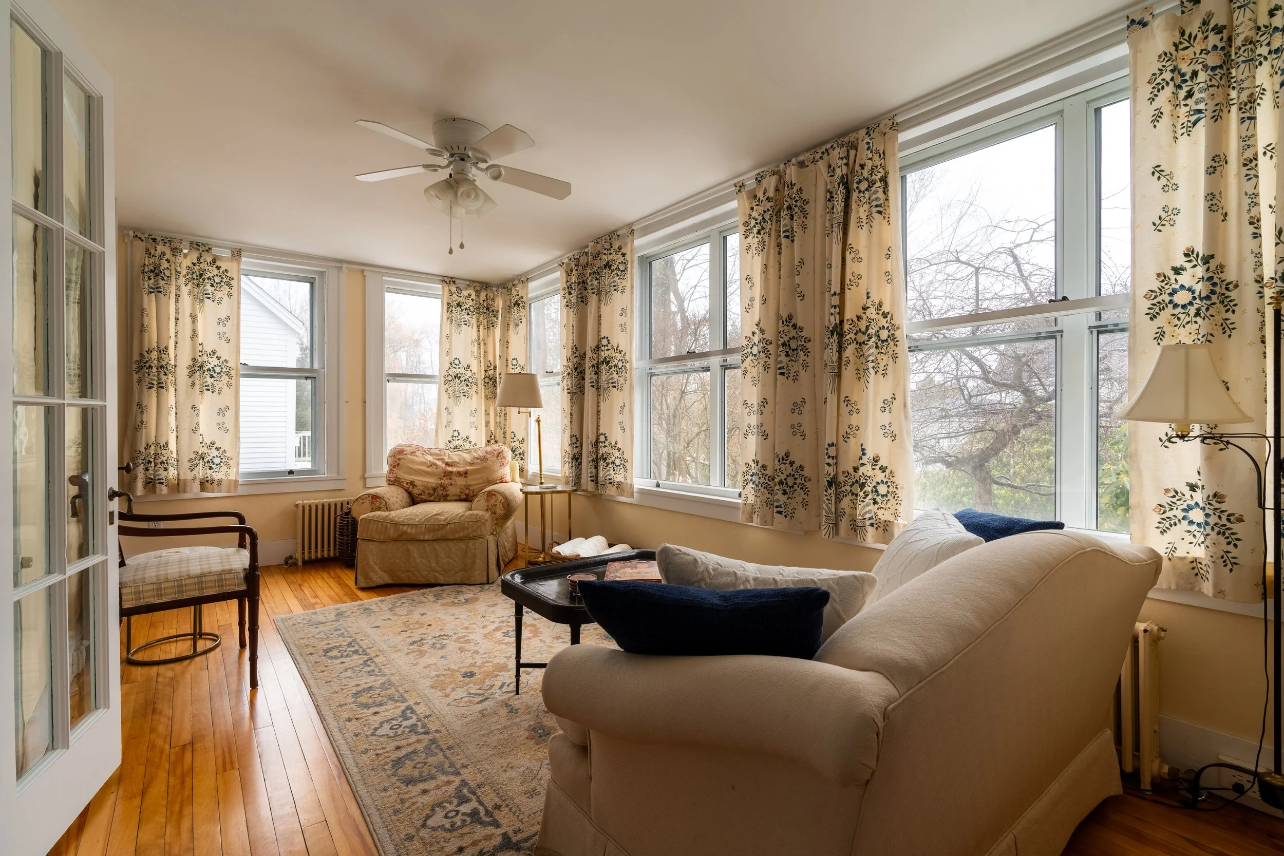 Three Sisters House-13.jpg