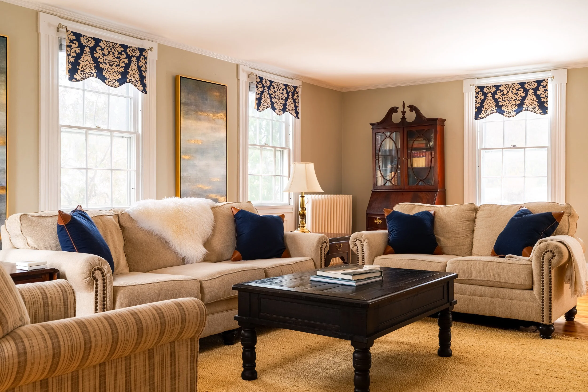 Three Sisters House-41.jpg