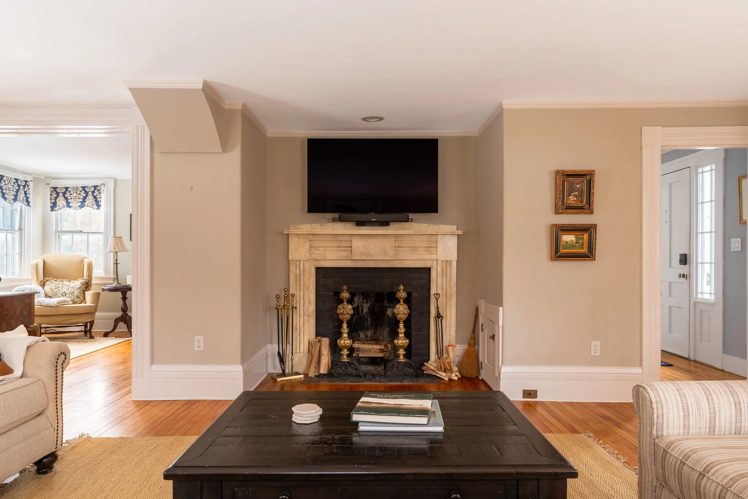 Three Sisters House-49.jpg