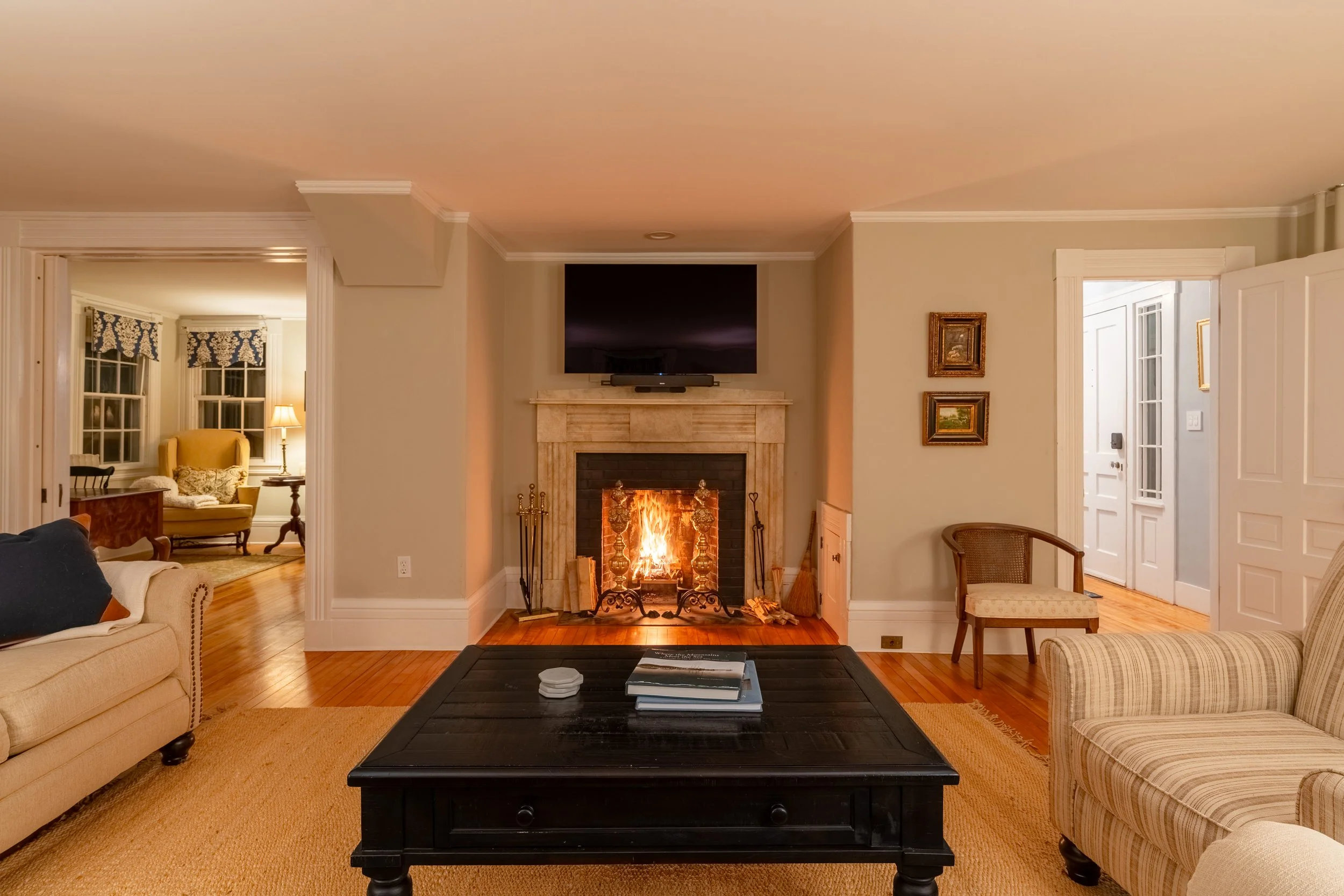 Three Sisters House-59.jpg