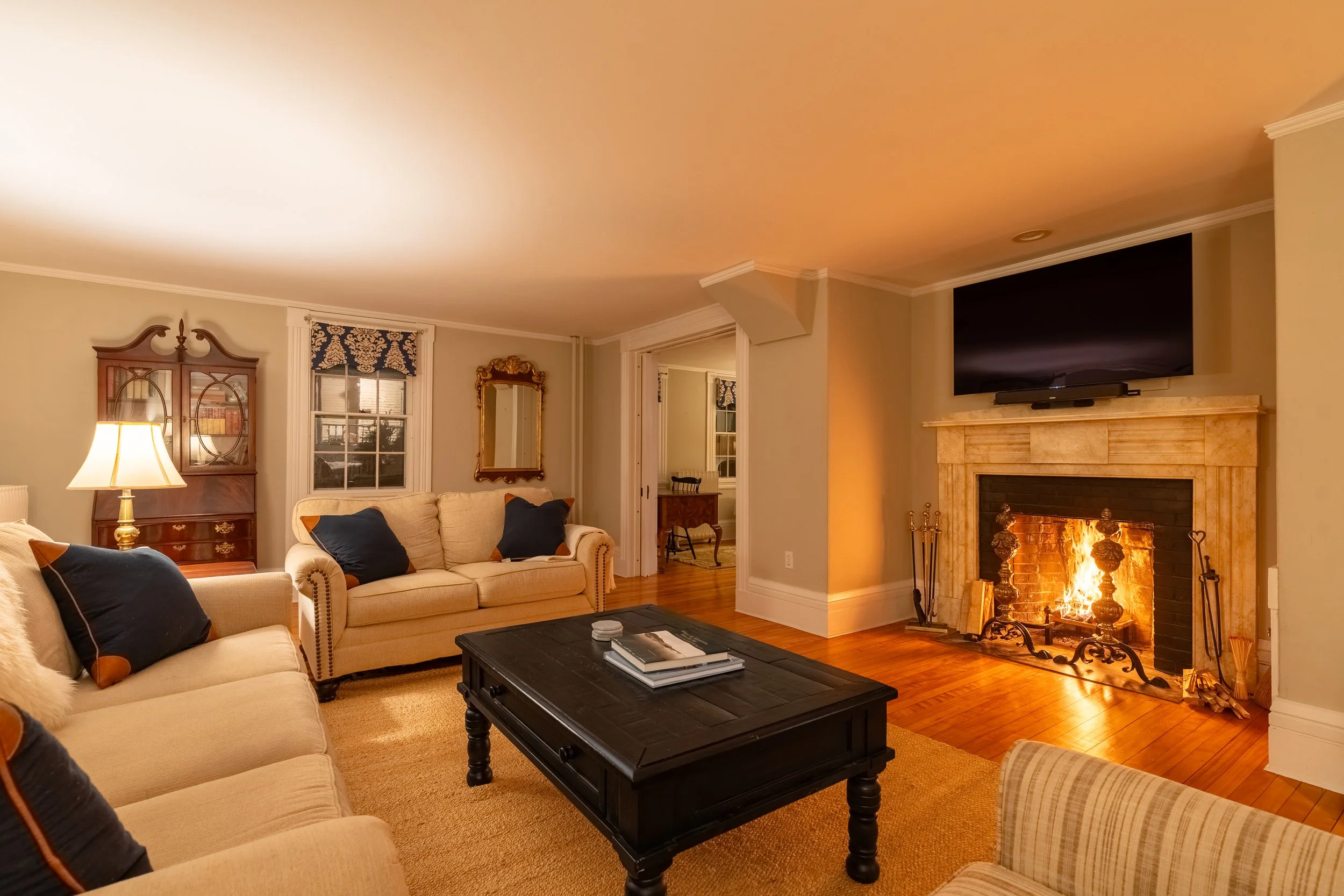 Three Sisters House-60.jpg