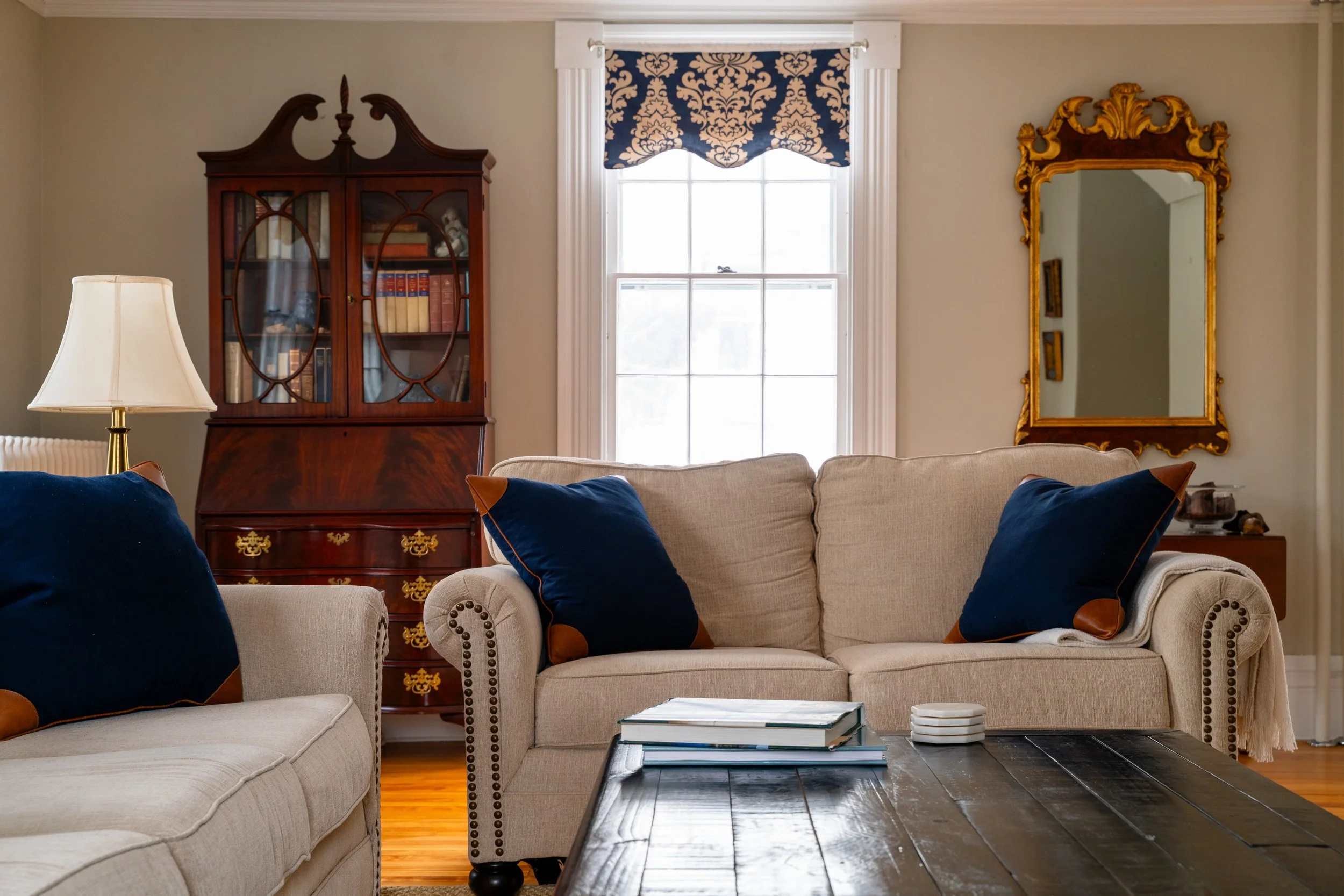 Three Sisters House-95.jpg