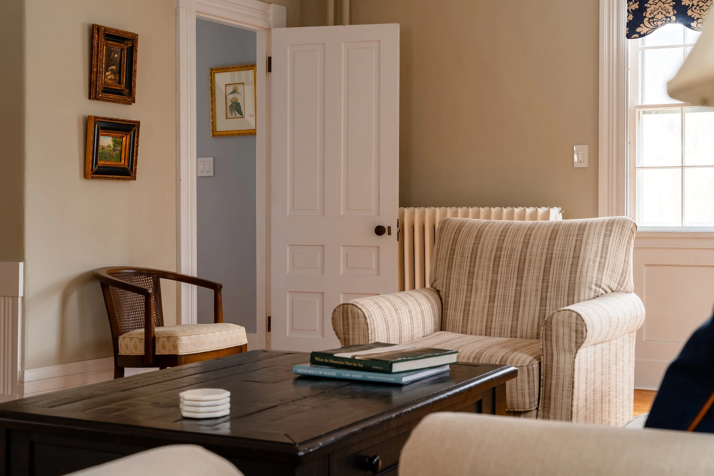 Three Sisters House-101.jpg