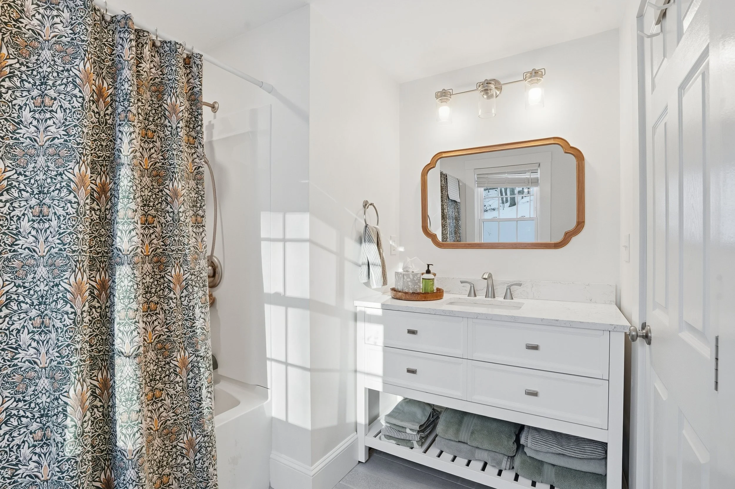 25 Mammoth Rd-36.jpg