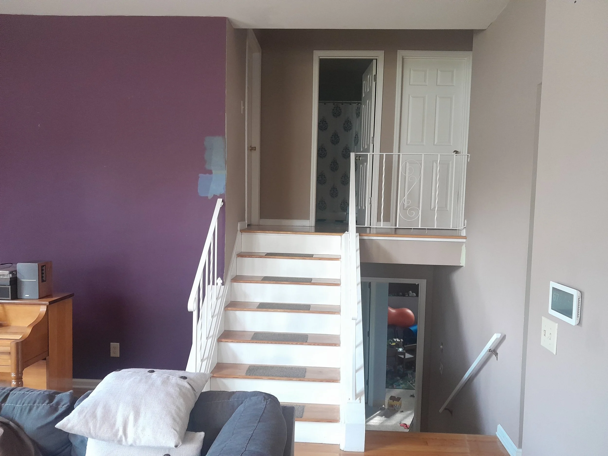 Residential home in Ballston Spa NY area where the client wanted to update the living room wall colors and freshen up the ceiling/ trim paint as well.