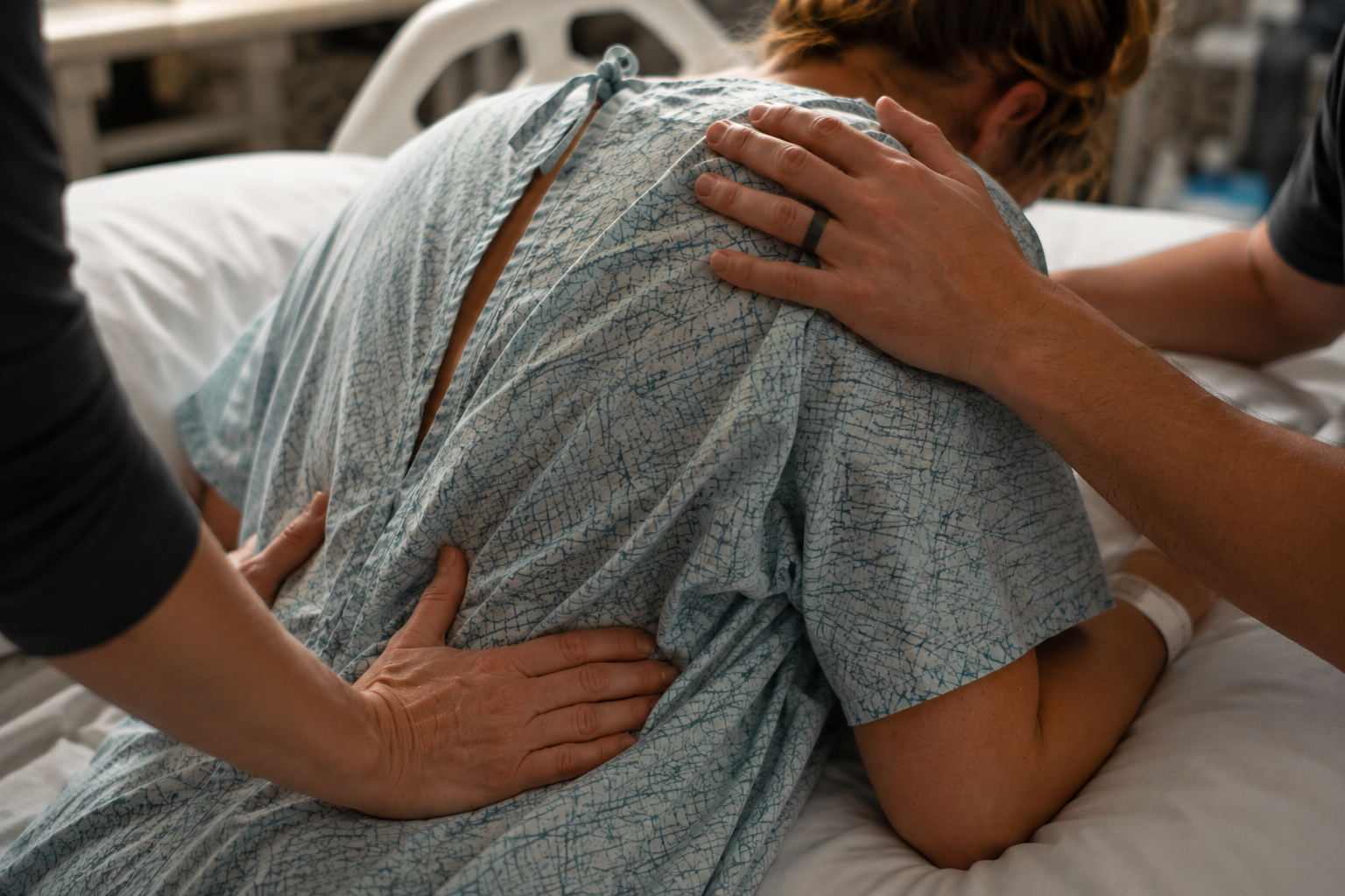 first-time-mom-labor-support-hospital-birth.webp